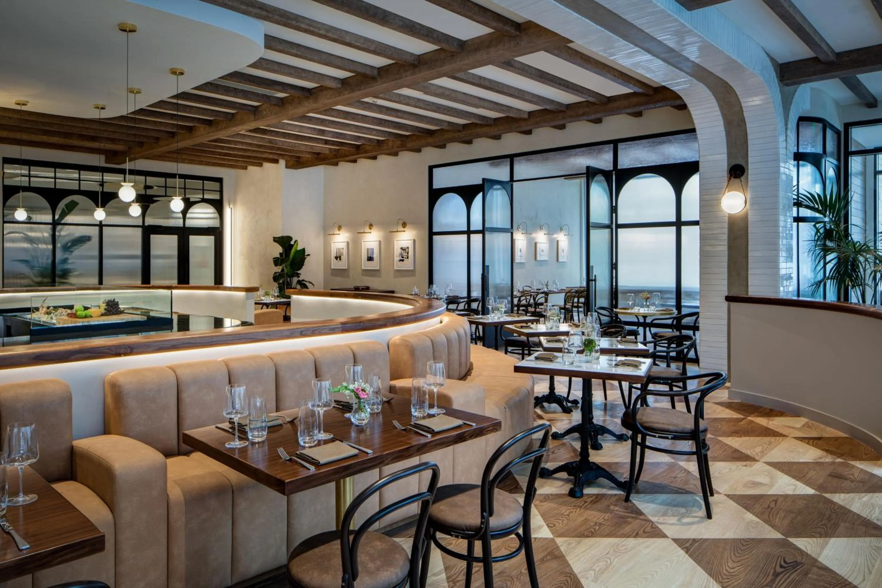 Restaurant/places to eat in Element Salt Lake City Downtown