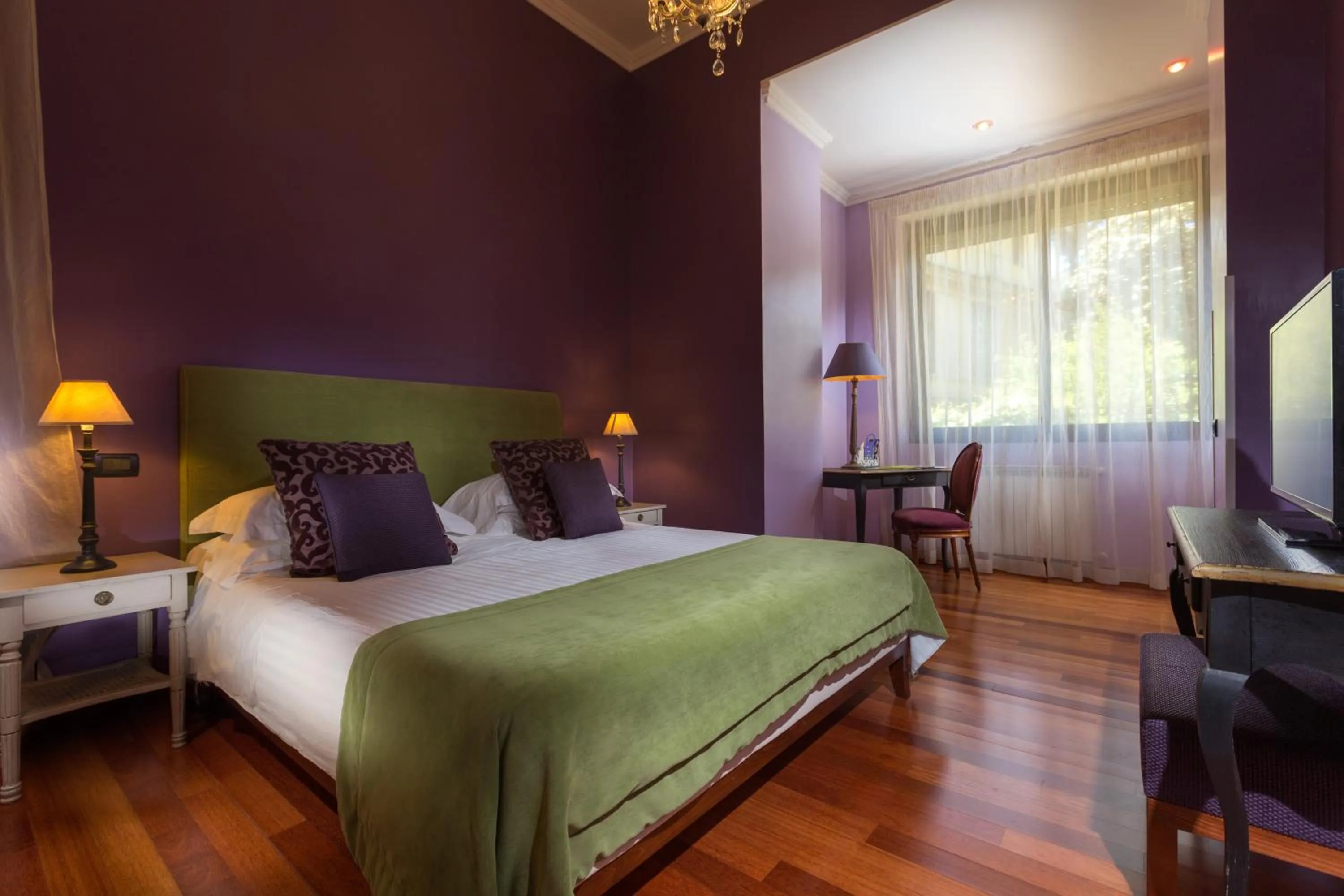 Bedroom, Bed in Hotel Fenix