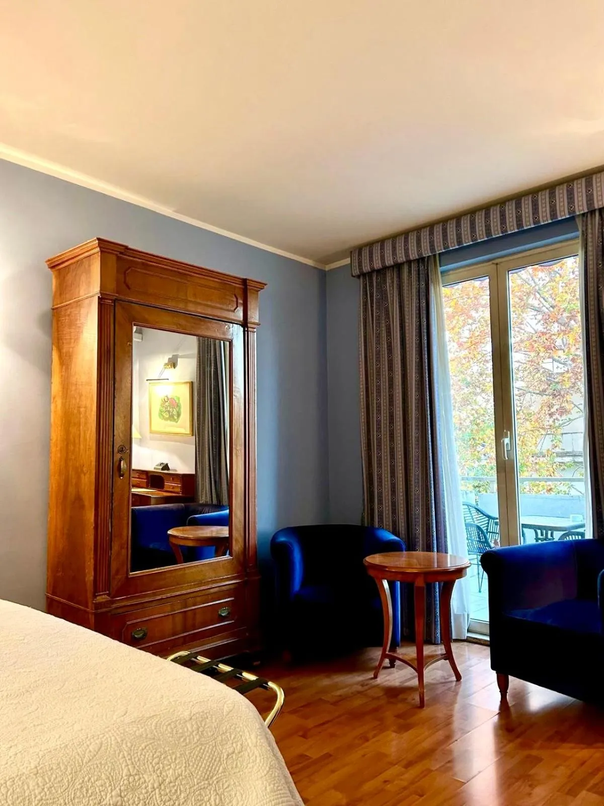 Bedroom, Bed in Hotel Fenix