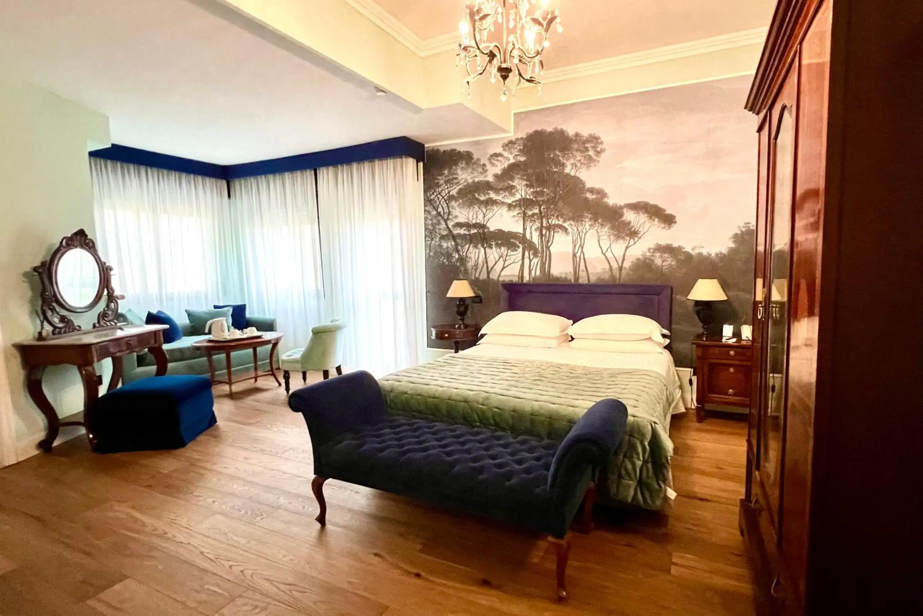 Photo of the whole room, Bed in Hotel Fenix Photo of the whole room, Bed in Hotel Fenix