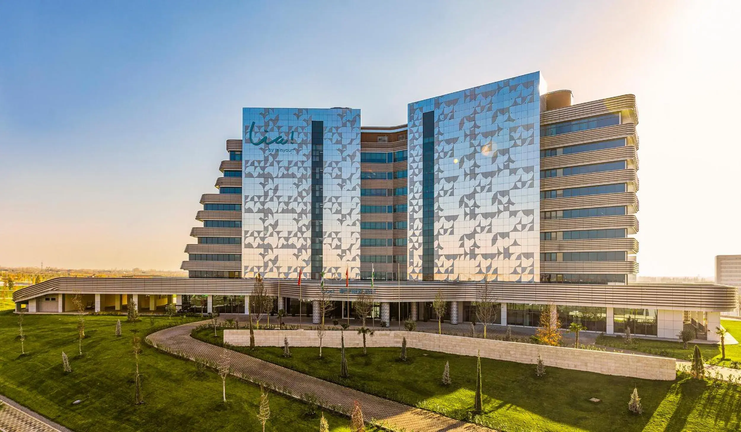 Lia! by Minyoun Stars of Ulugbek Lia! by Minyoun Stars of Ulugbek