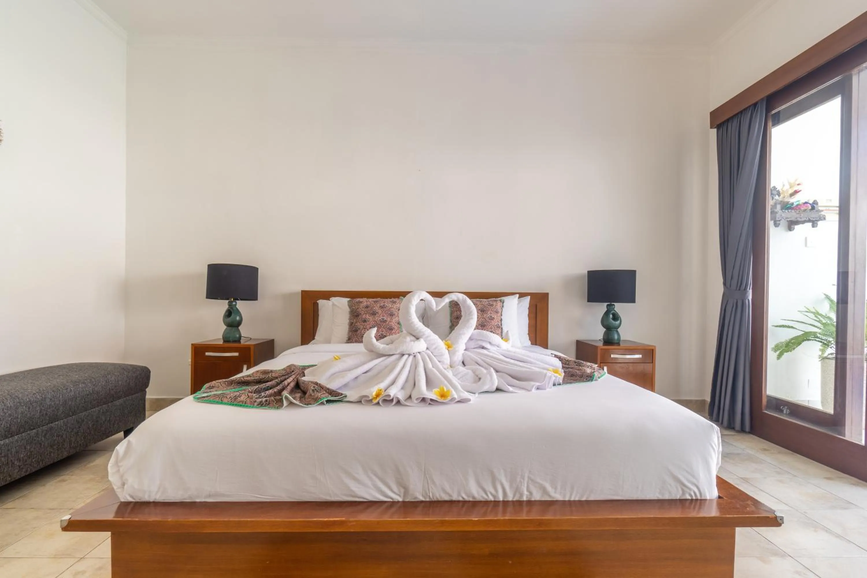 Casa Jinah 2 I Simply Modern Twin Villas (2BR) in Bidadari