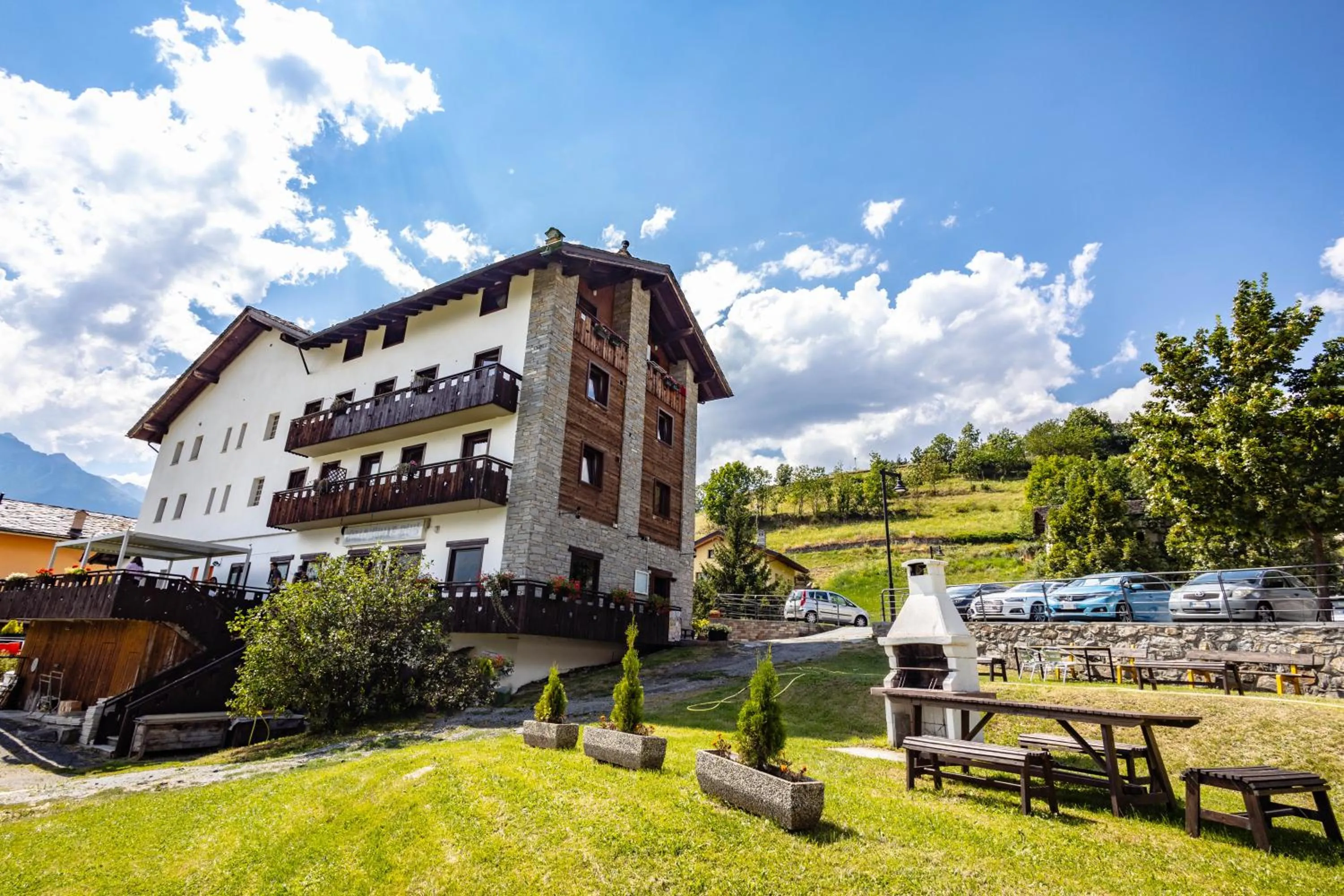 Property building in Hotel Saint Nicolas Gran Paradiso
