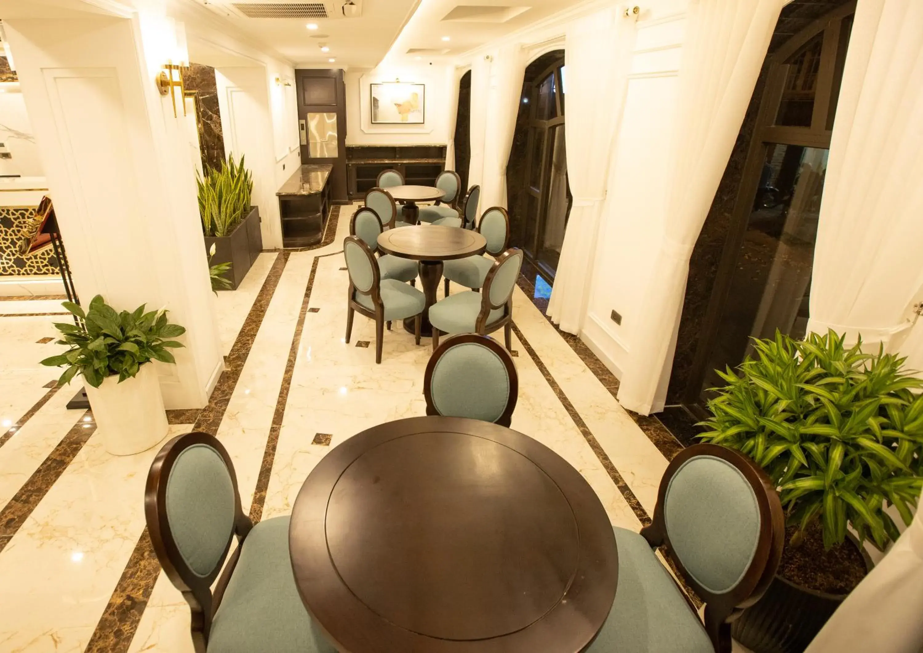 Restaurant/places to eat in Hồng Vận Hotel Restaurant/places to eat in Hồng Vận Hotel