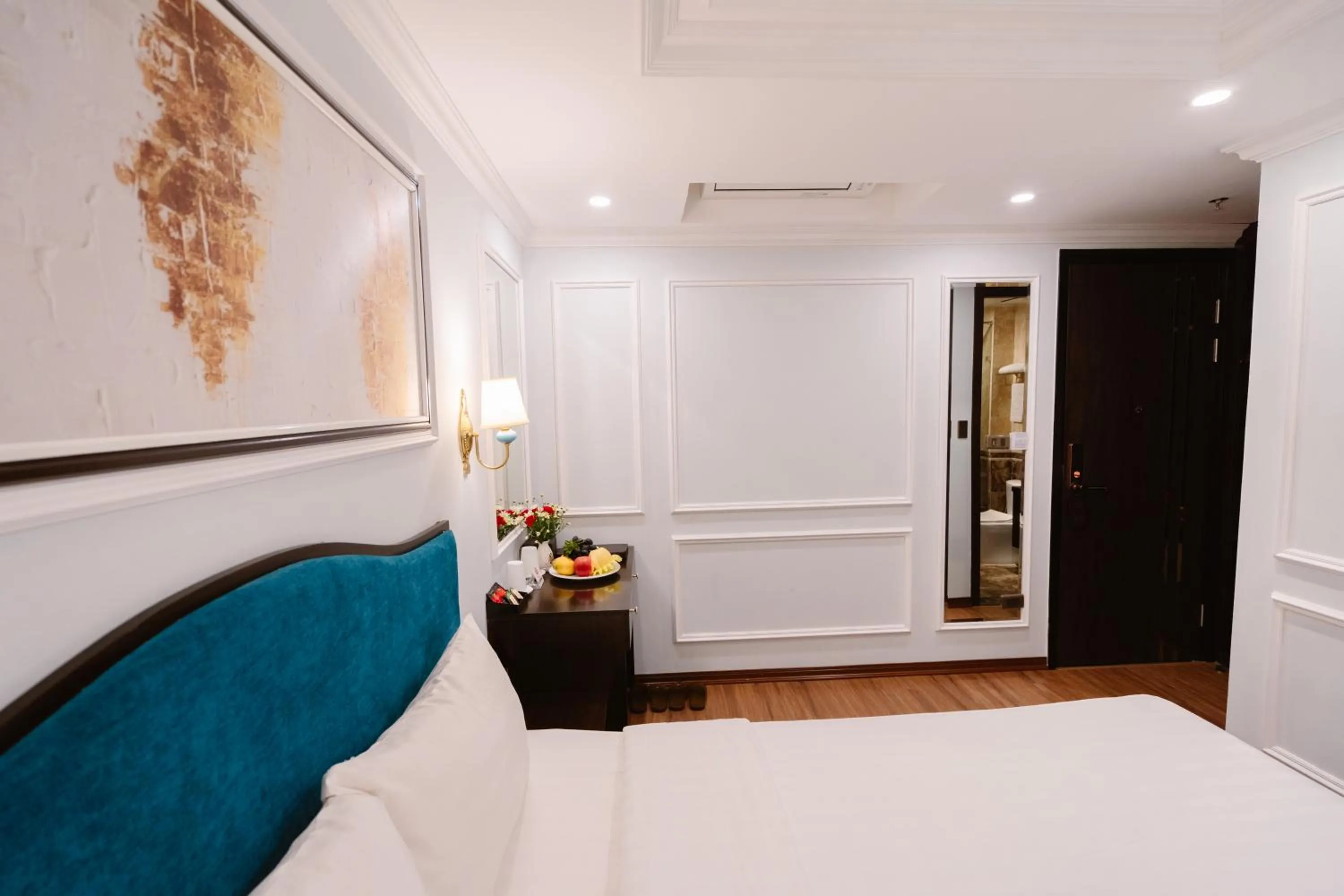 furniture, Bed in Hồng Vận Hotel
