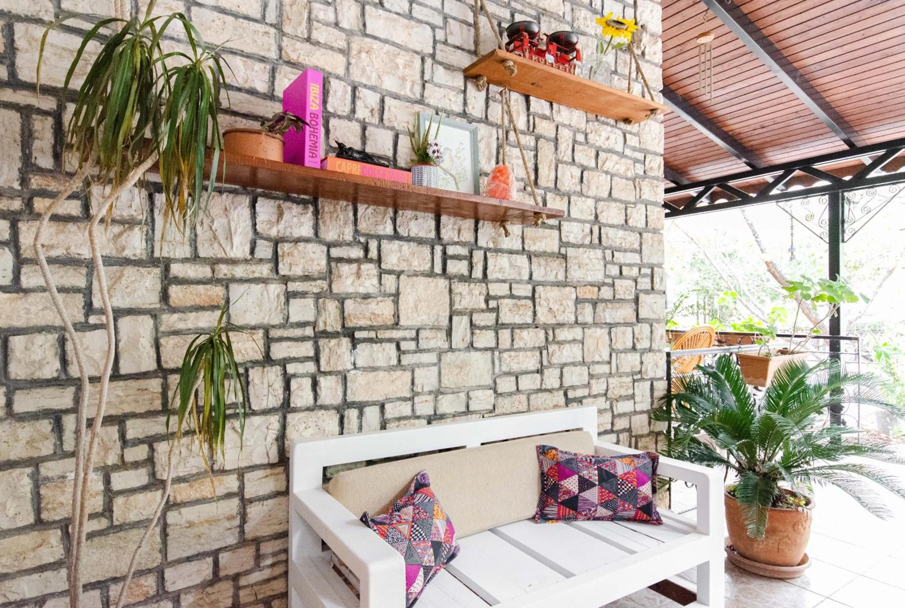 Property building in Paydos Pansiyon