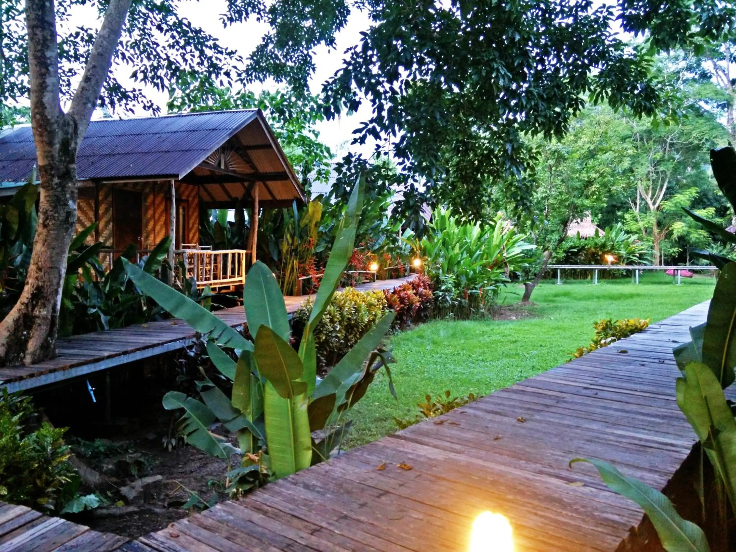 Property building in Khao Sok Cabana Resort