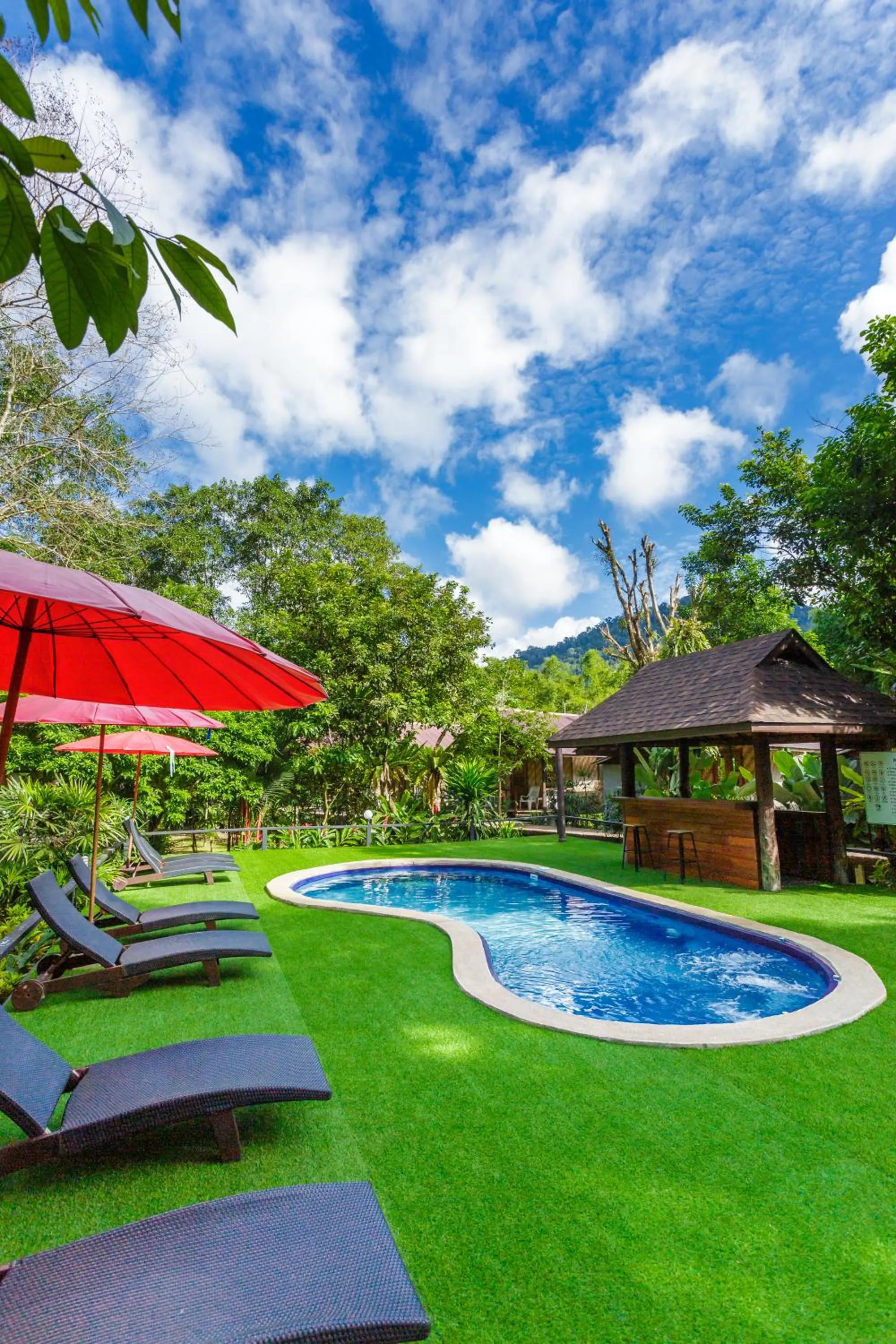 Swimming pool in Khao Sok Cabana Resort