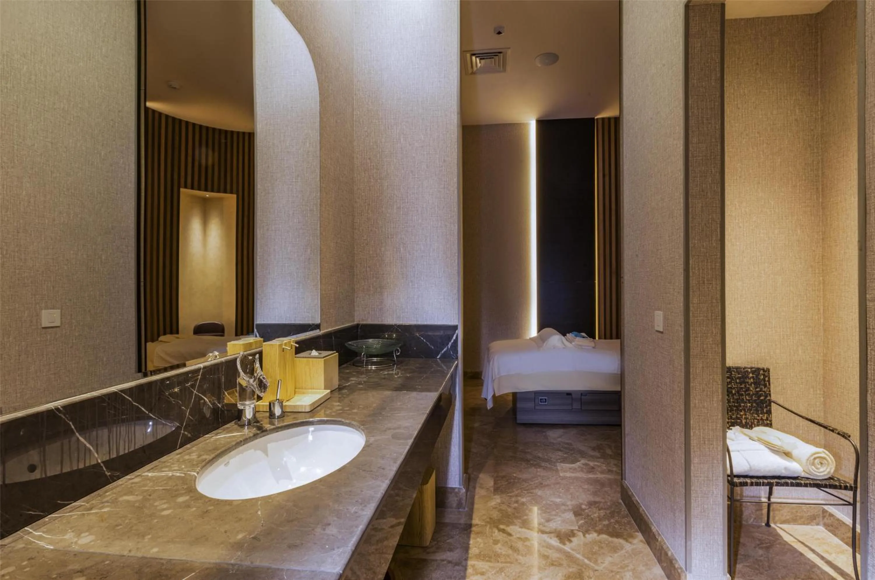 Spa and wellness centre/facilities, Bed in Hilton Samarkand Regency