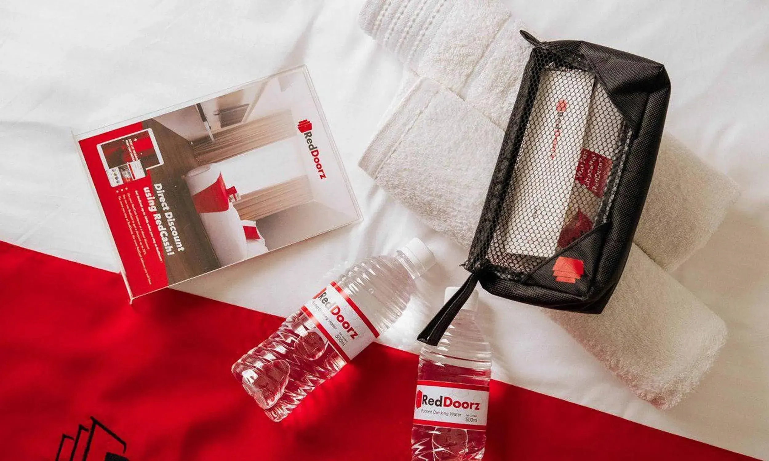 RedDoorz Plus @ Taman Madiun RedDoorz Plus @ Taman Madiun