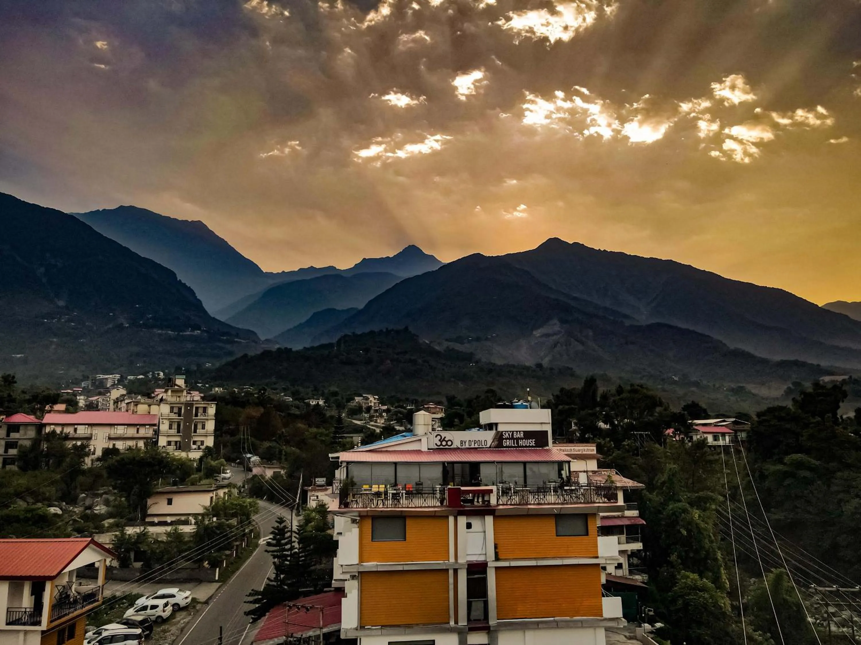Mountain view in Hotel 360 by D'Polo Dharamshala