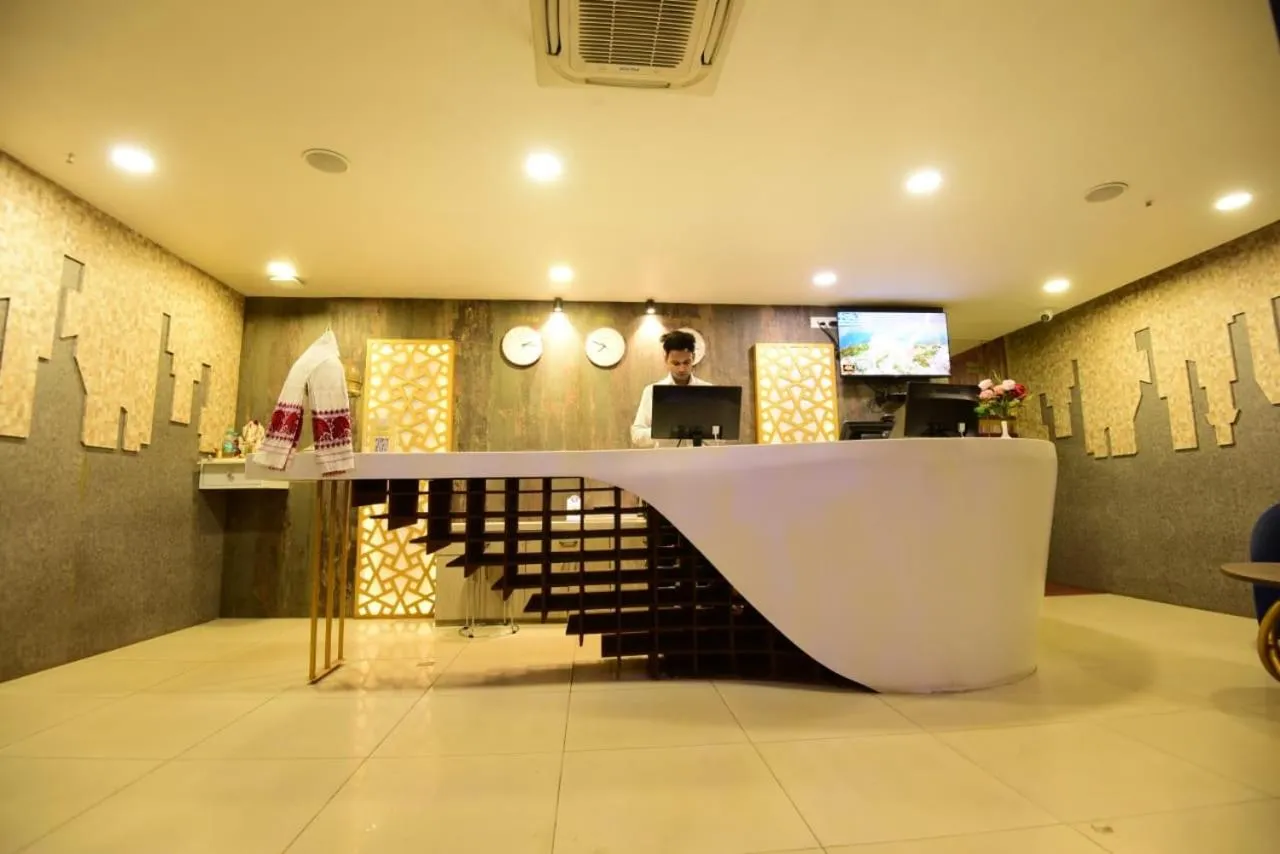 Lobby or reception in Click Hotel Guwahati