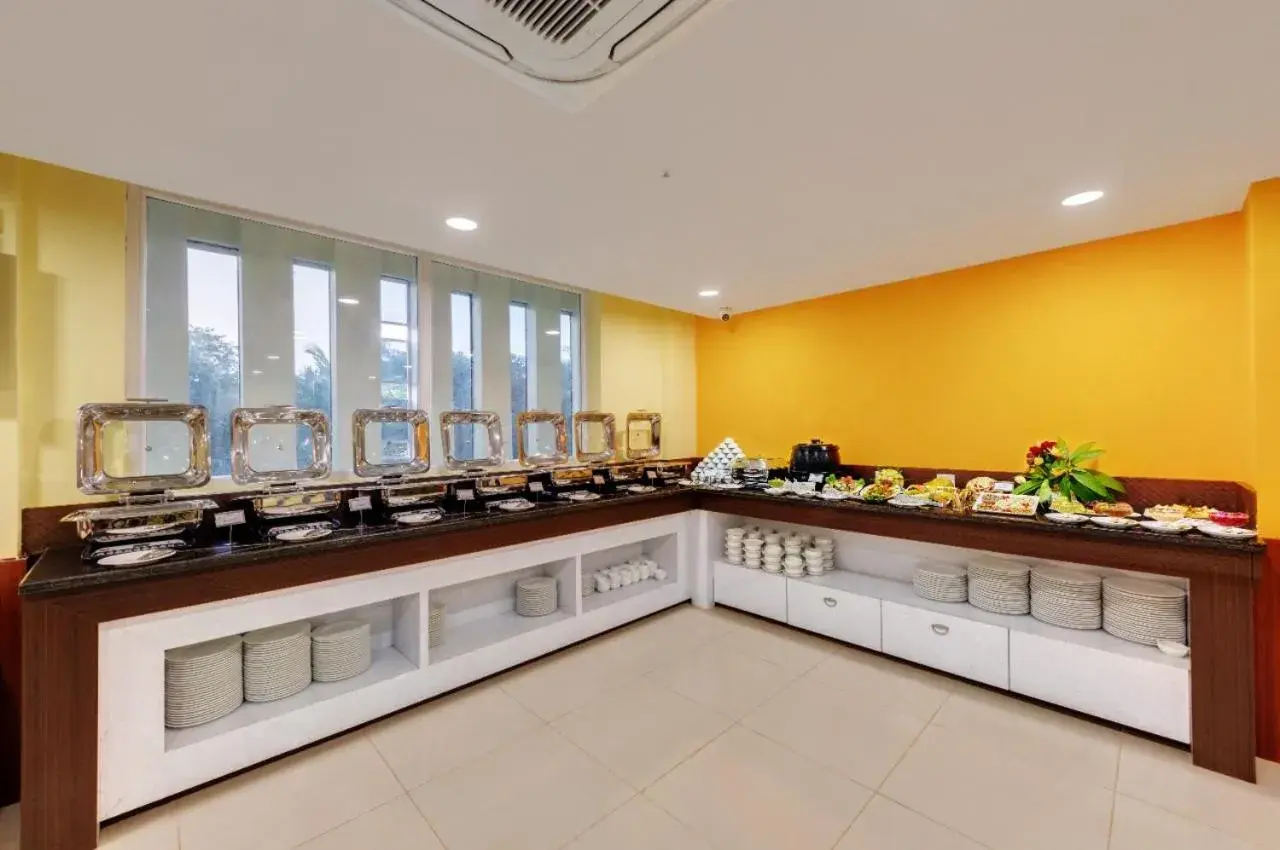 Buffet breakfast in Click Hotel Guwahati Buffet breakfast in Click Hotel Guwahati