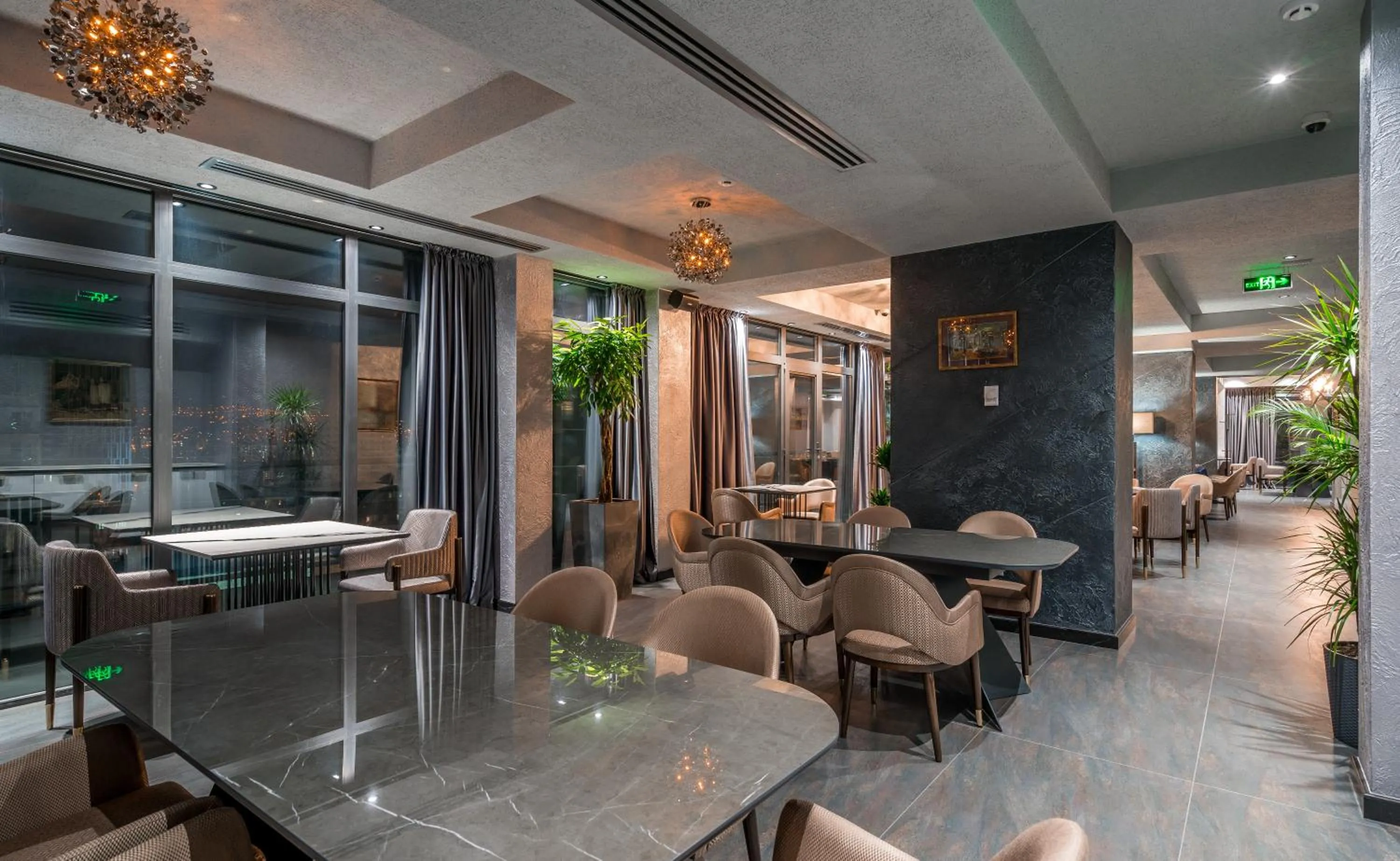 Restaurant/places to eat in Onyx City Center