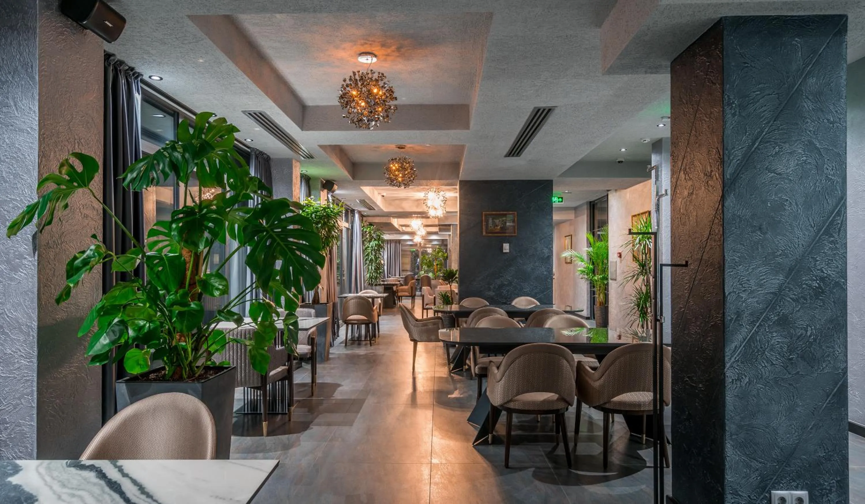 Restaurant/places to eat in Onyx City Center