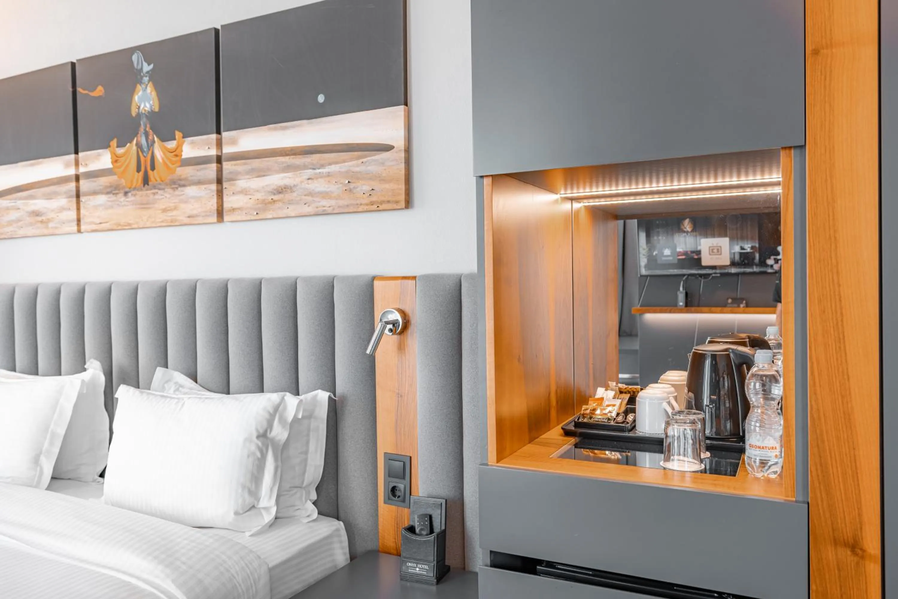 Bed in Onyx City Center