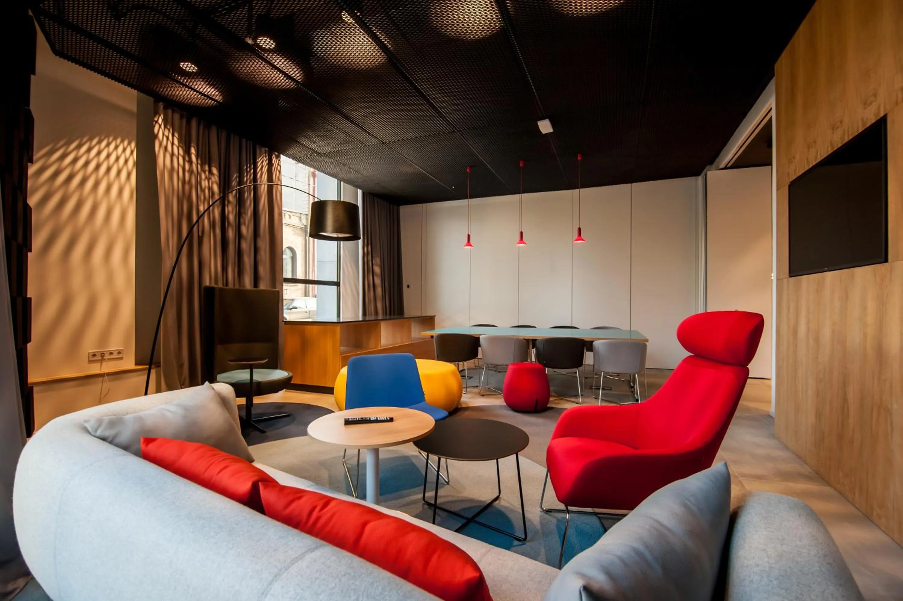 Lounge or bar in Holiday Inn Express Tbilisi Avlabari by IHG