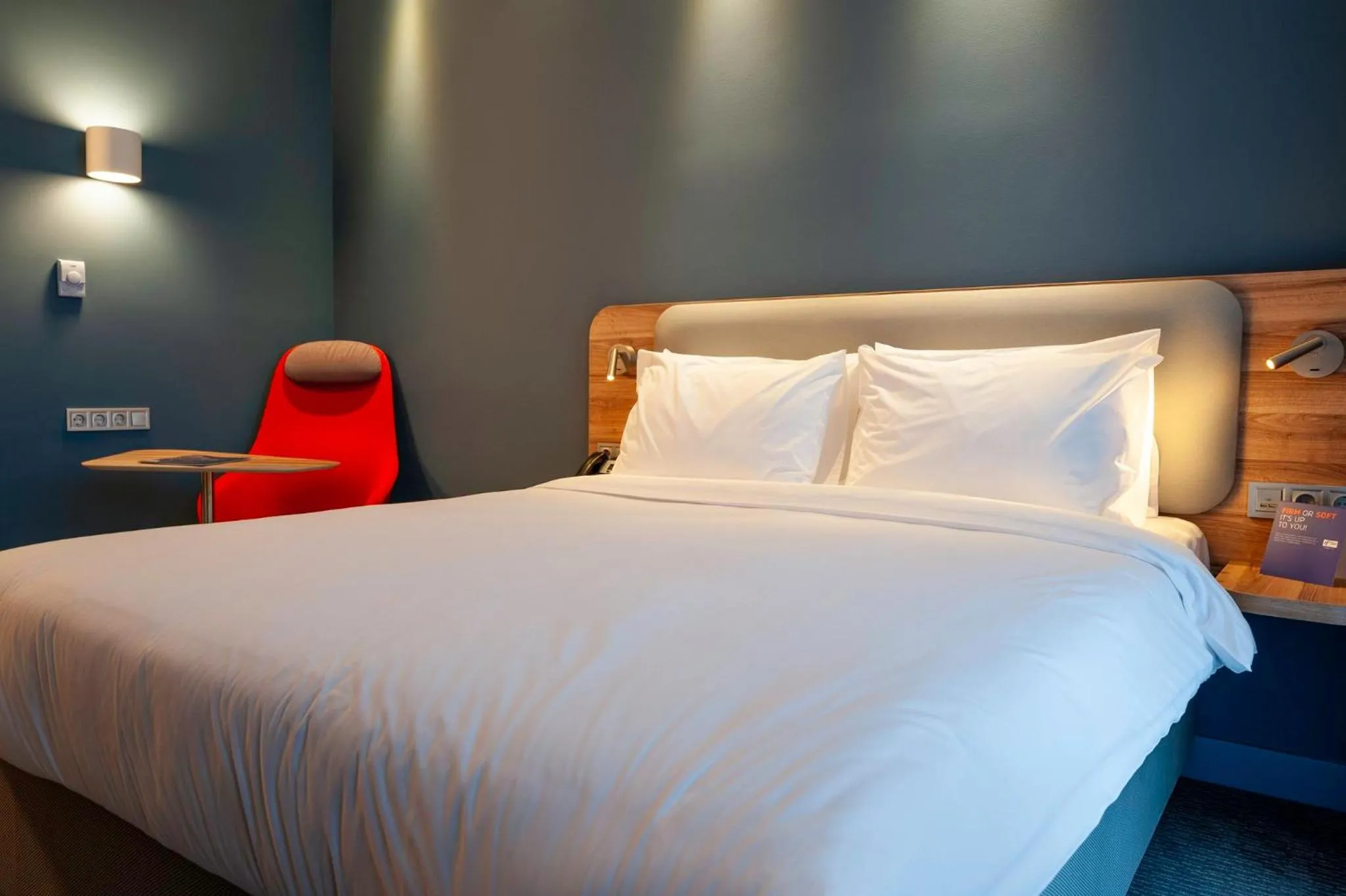 Photo of the whole room, Bed in Holiday Inn Express Tbilisi Avlabari by IHG