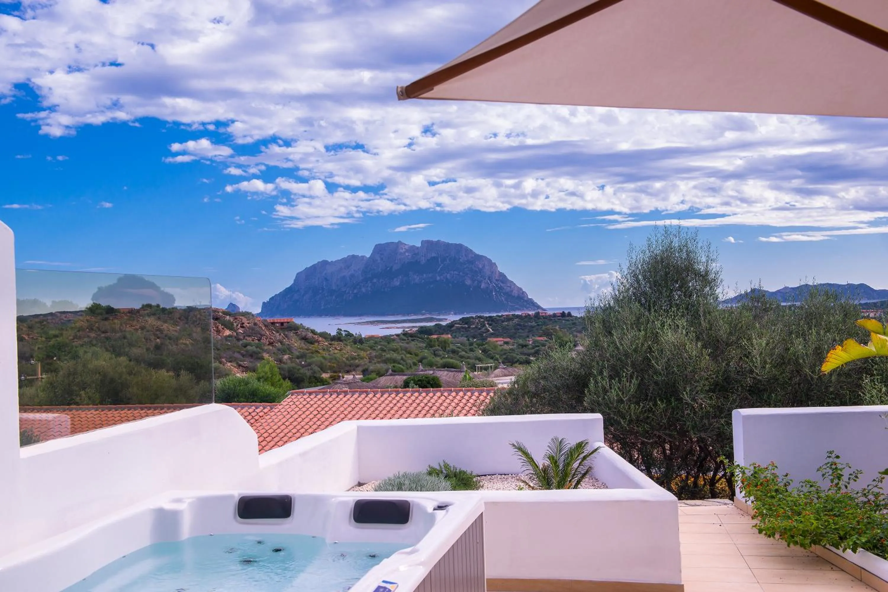 Day in Hotel Ollastu