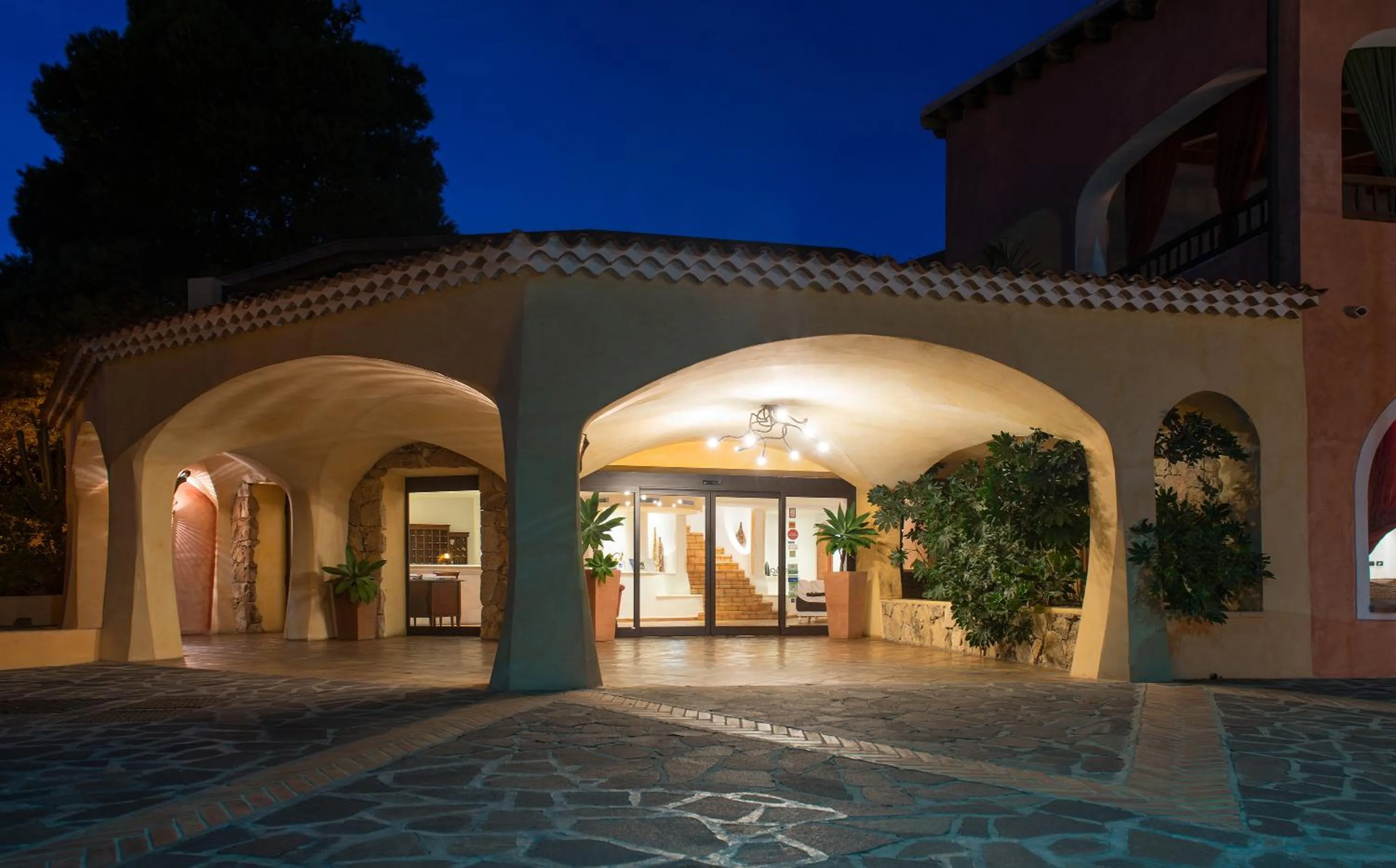 Facade/entrance in Hotel Ollastu