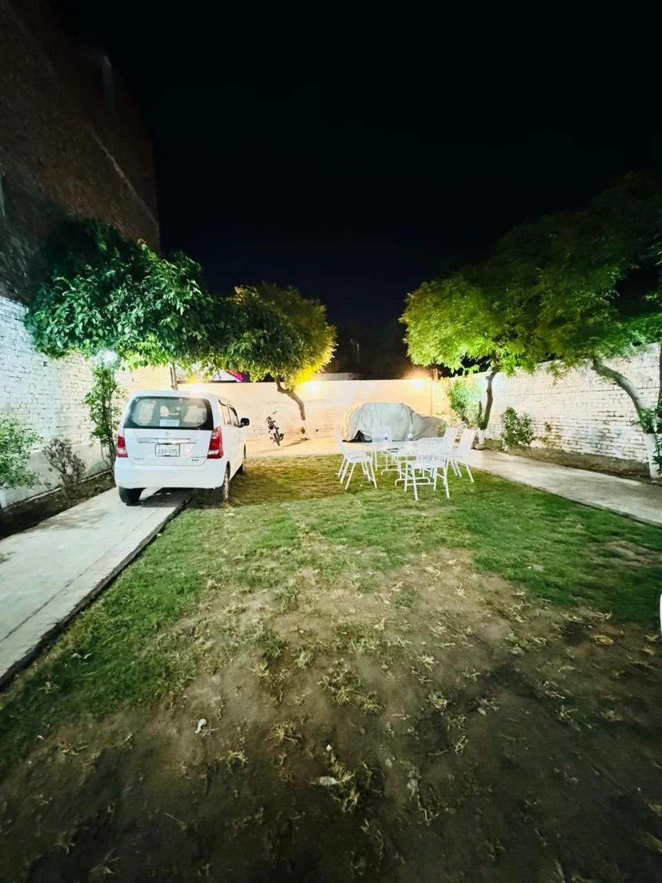 Night in Hotel Royal Star