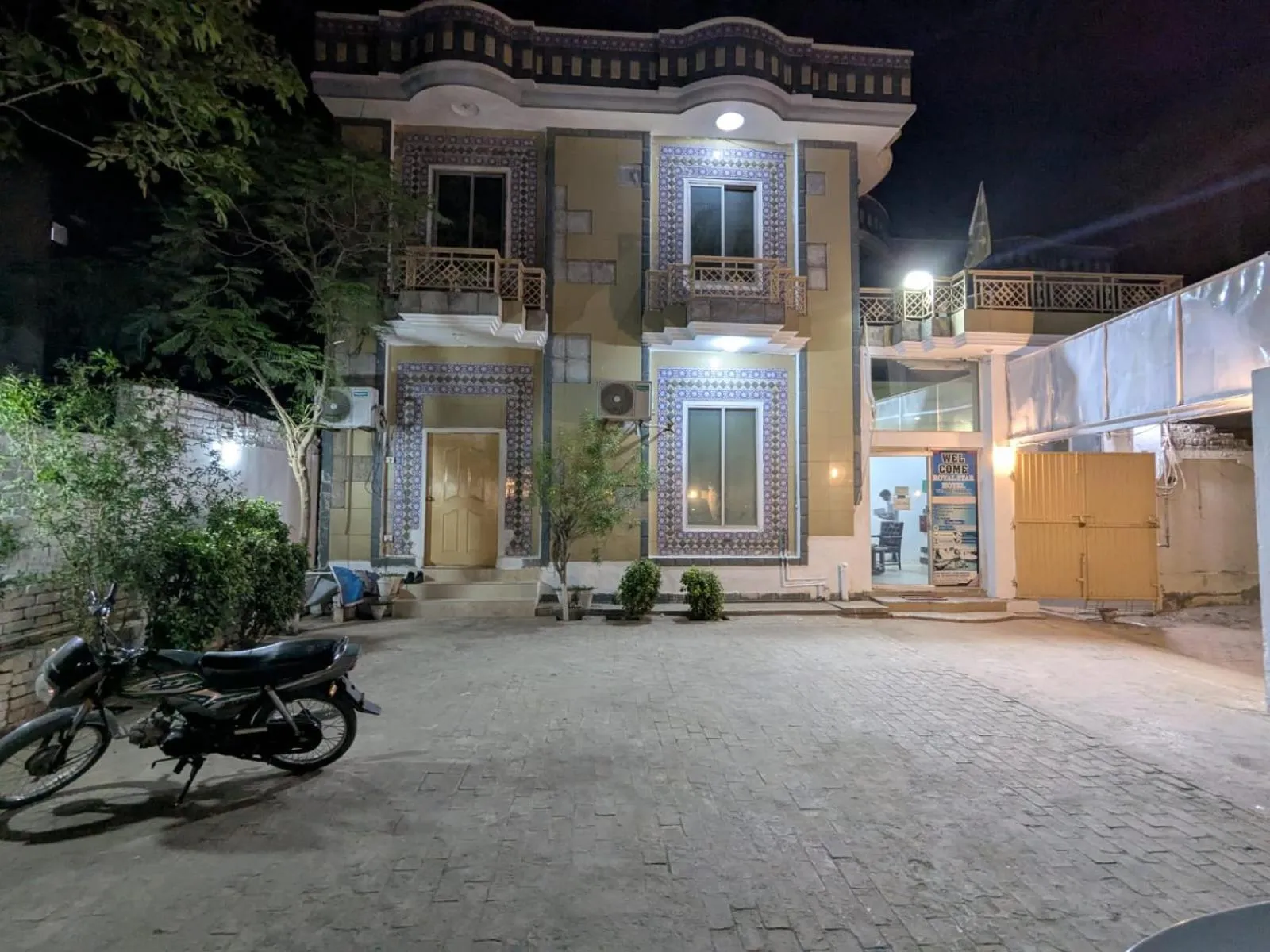 Property building in Hotel Royal Star