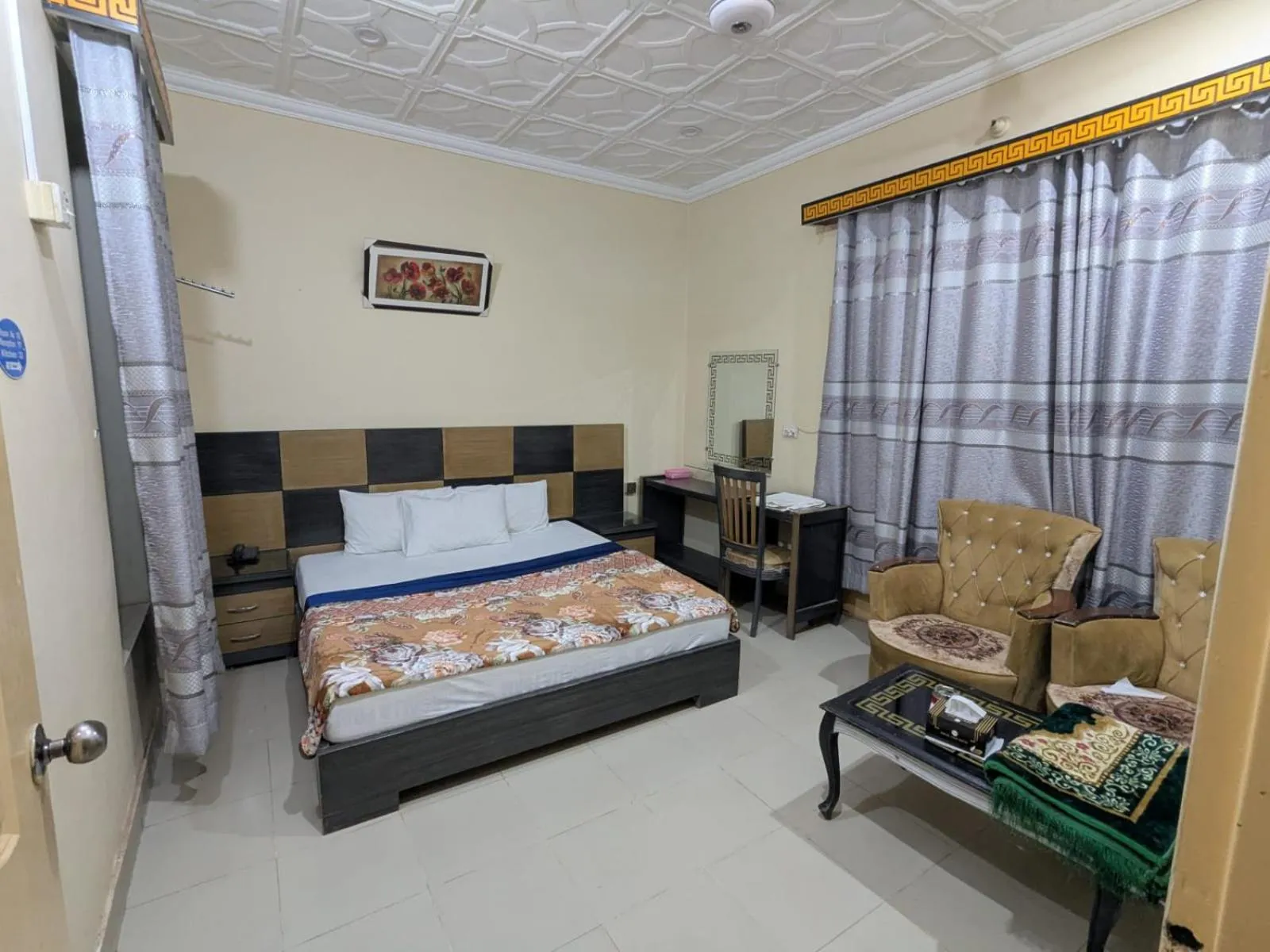 Bed in Hotel Royal Star