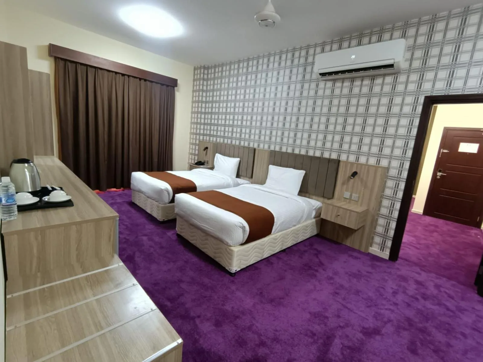 Bedroom, Bed in ROYAL HOTEL