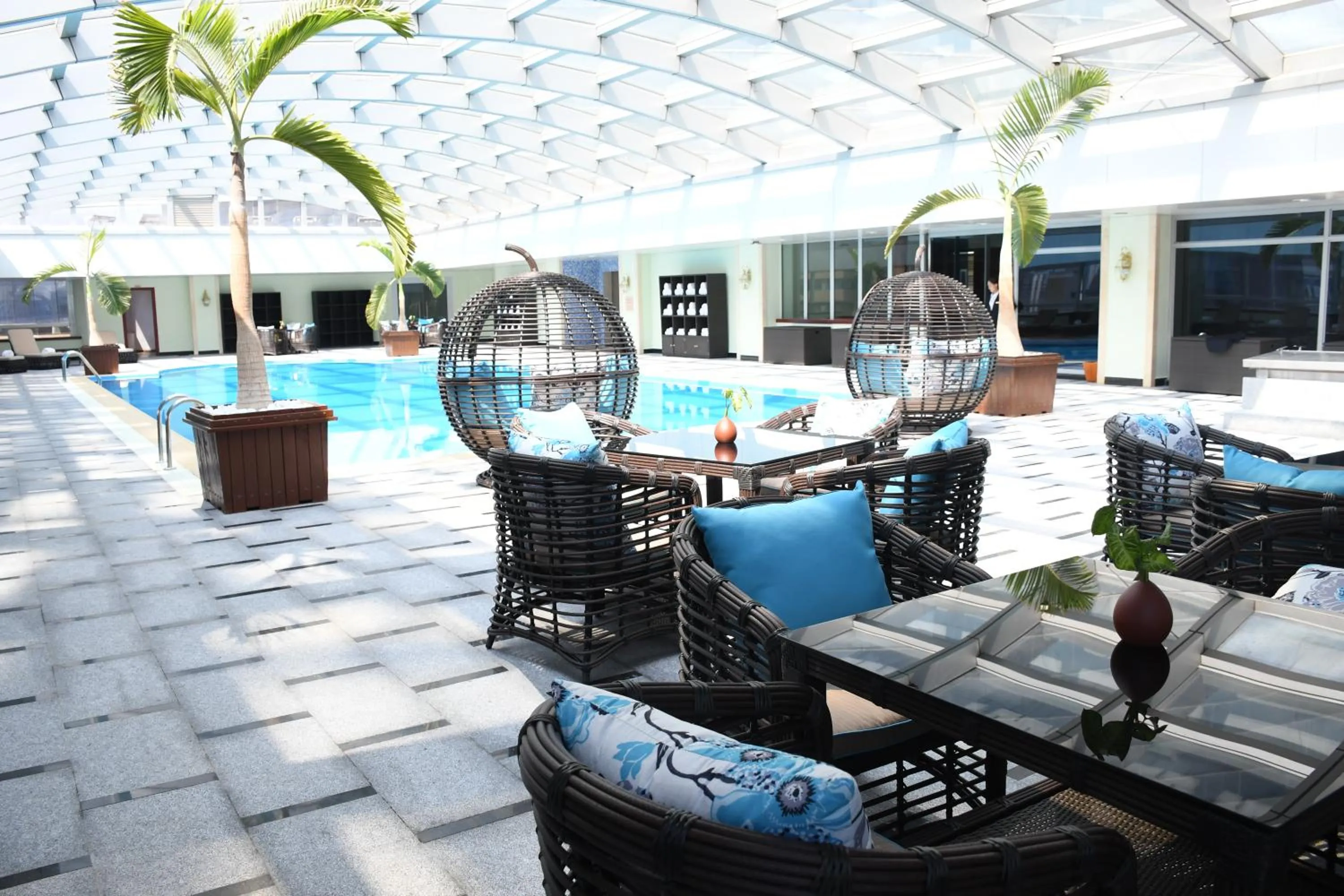 Swimming Pool in Kai Wah Plaza Hotel