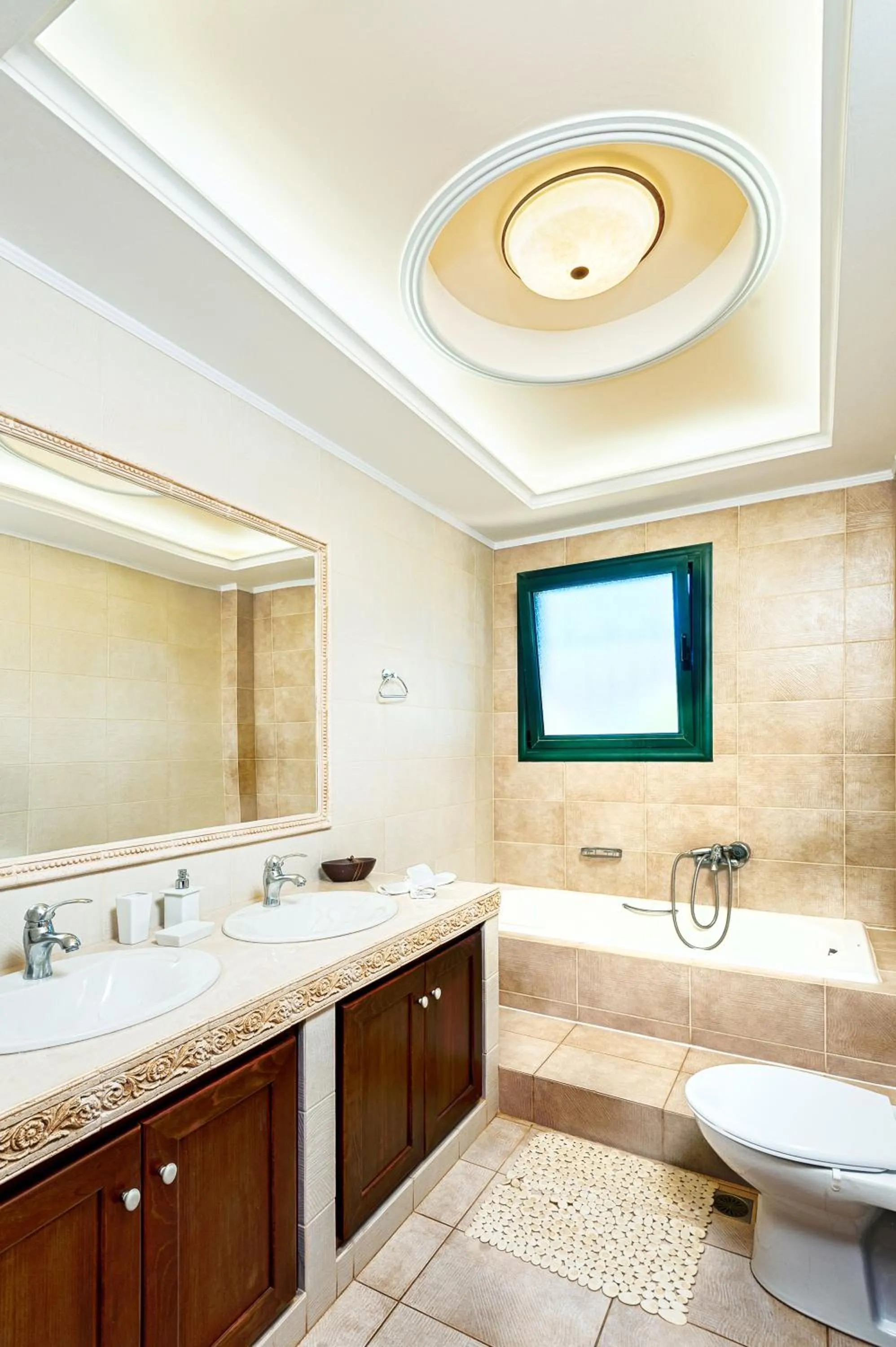 Bathroom in Villa Vallia - Villa Marina