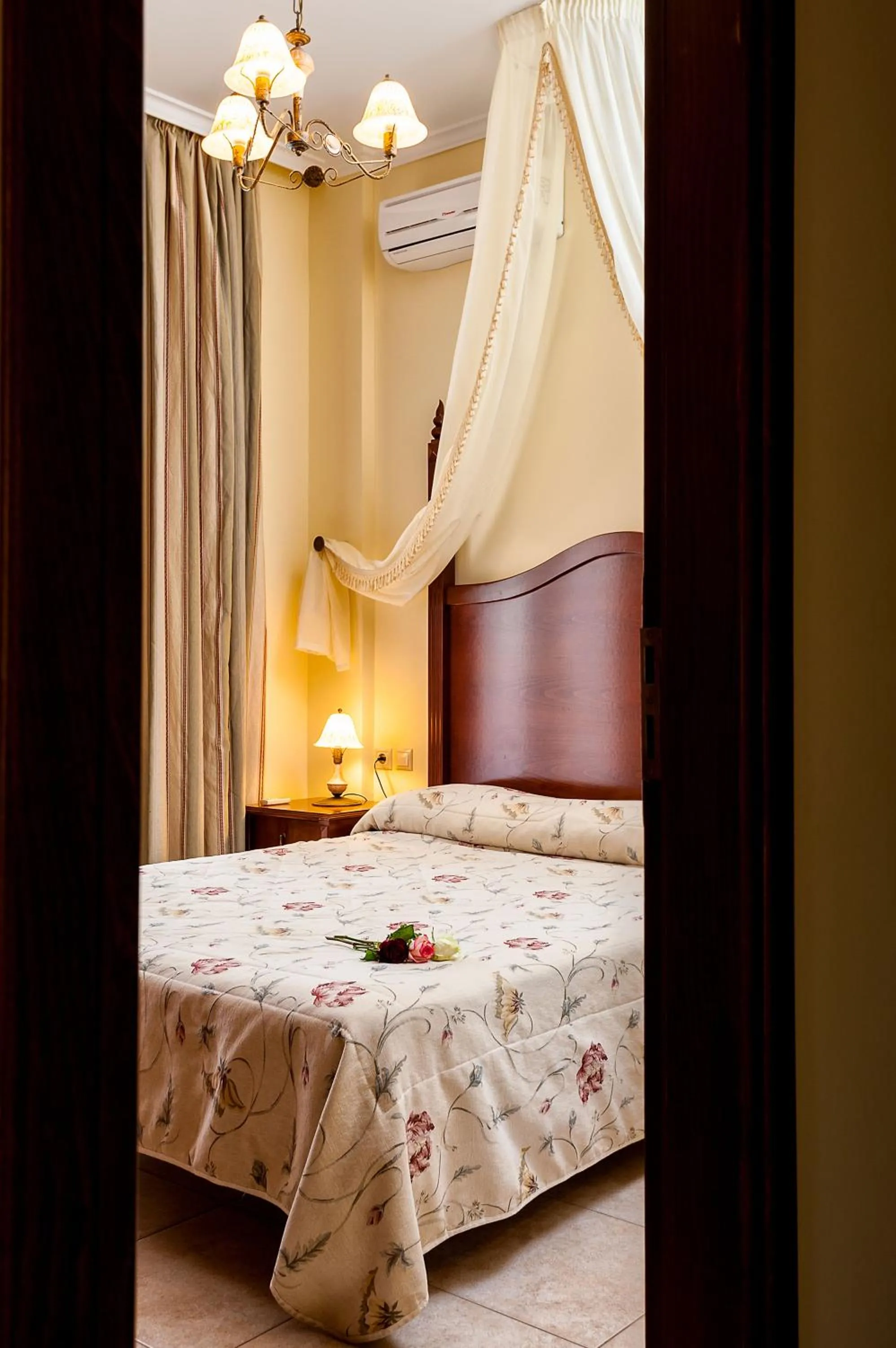 Bedroom, Bed in Villa Vallia - Villa Marina
