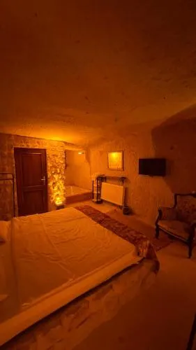 Saliche Cave Suite