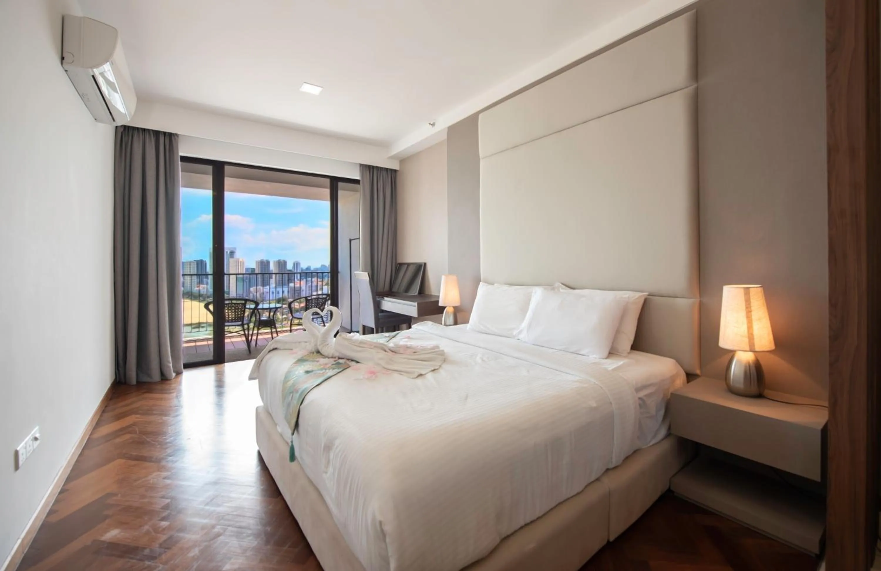 Bed in The Landmark Penang