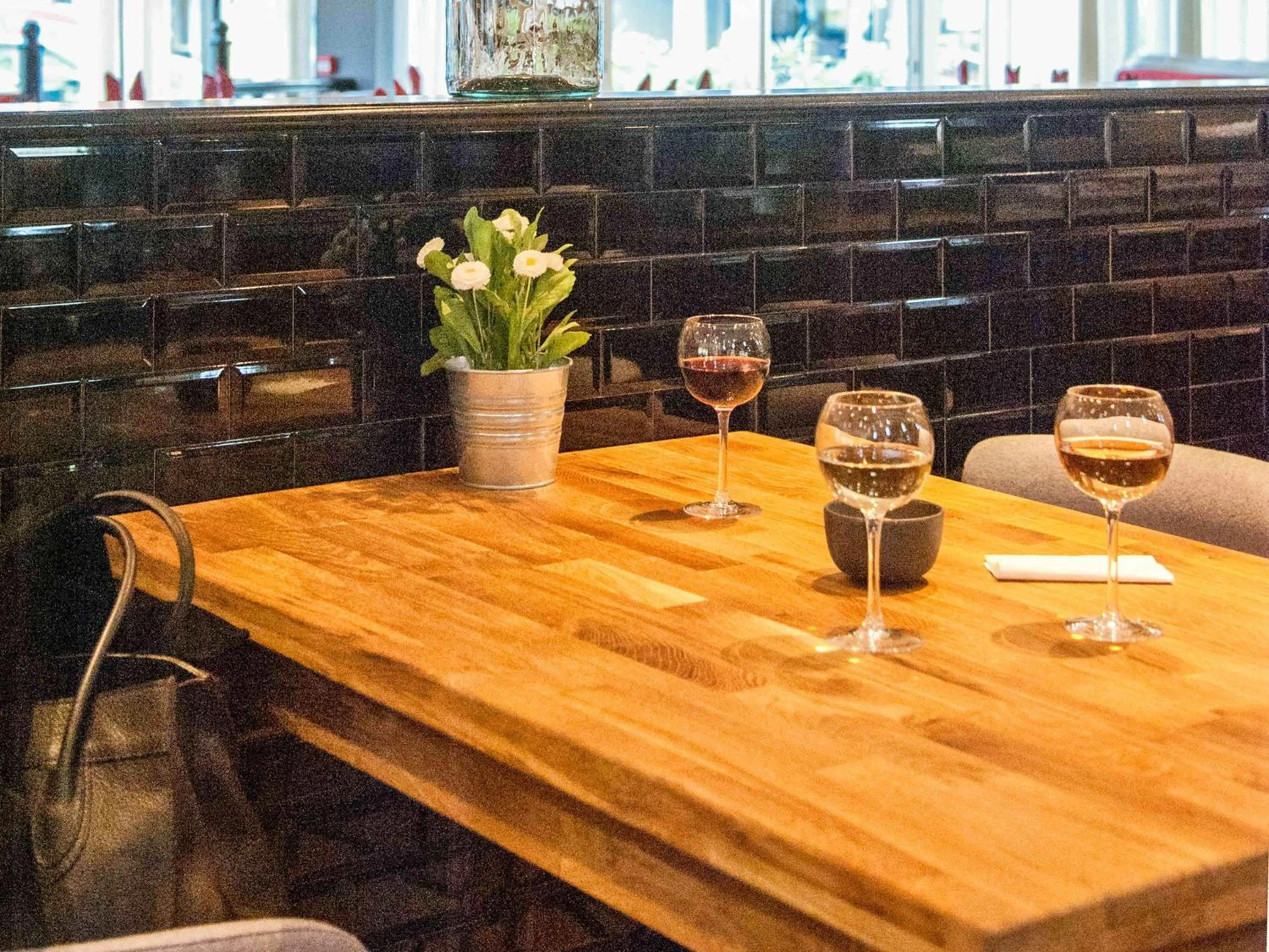 Restaurant/places to eat in Ibis Saint Étienne - La Terrasse