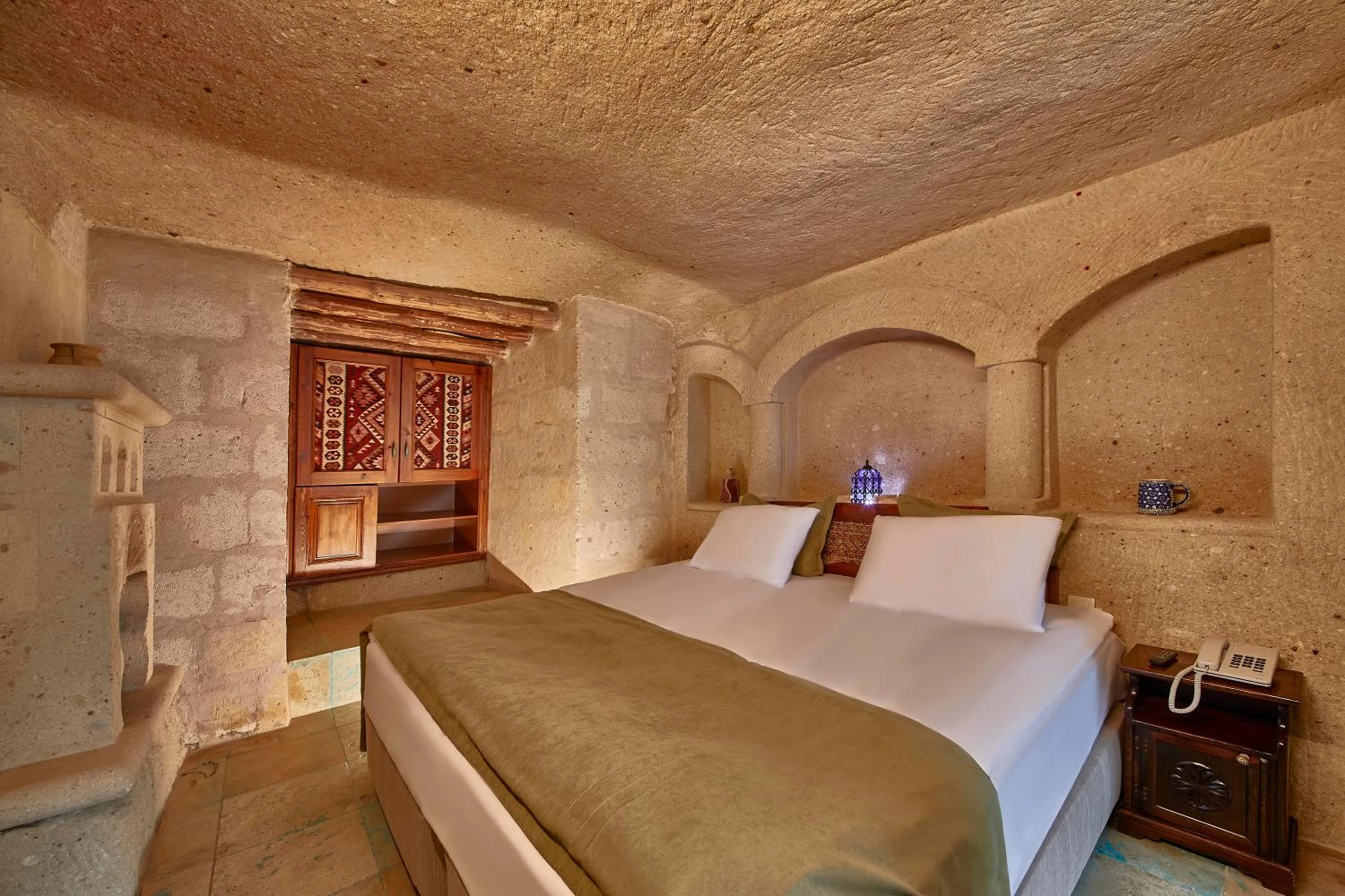 Bedroom, Bed in Charm Of Cappadocia Cave Suites