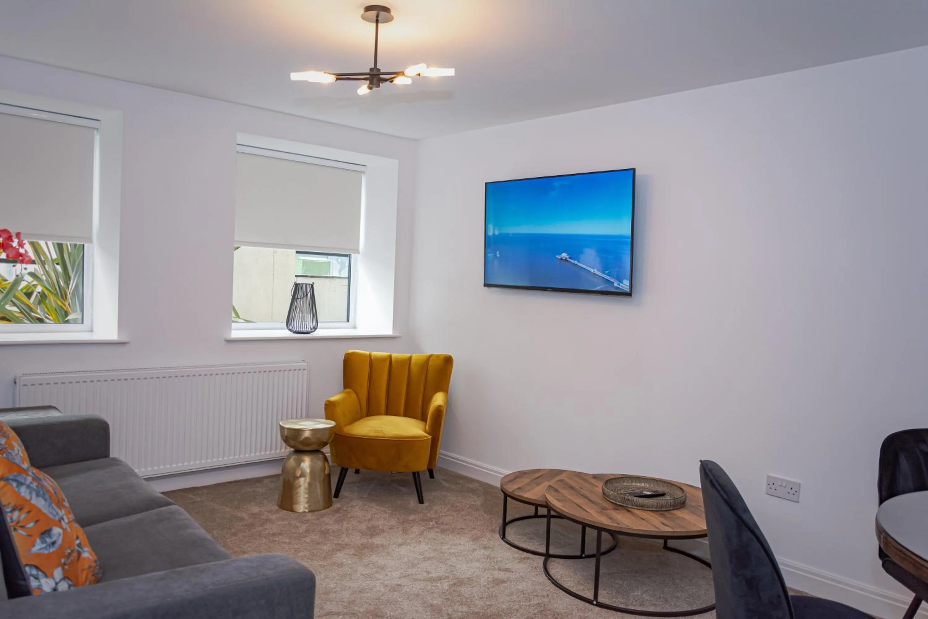 TV and multimedia in Mode Apartments Winter Gardens Blackpool