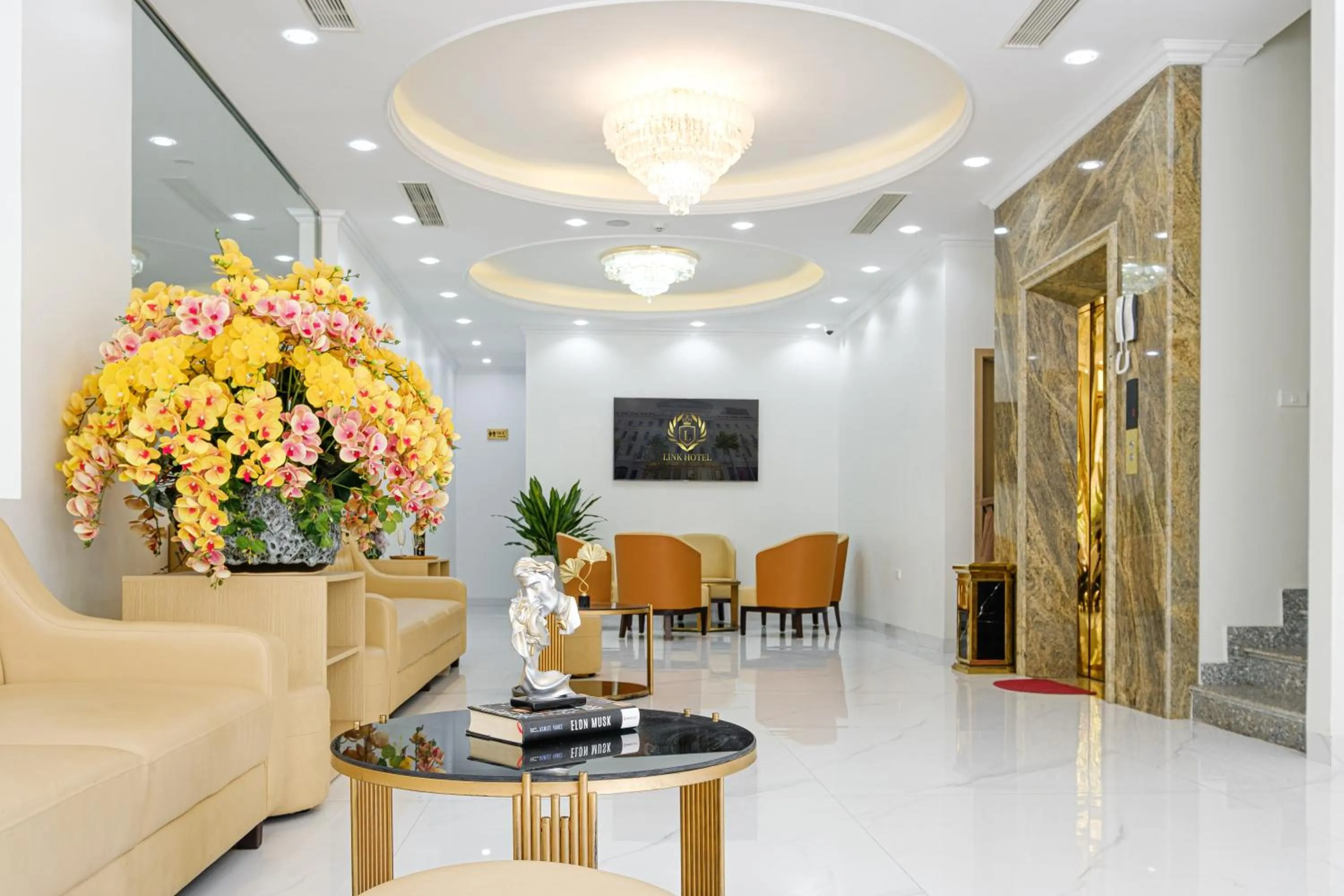 TV and multimedia in LINK HOTEL Ha Long