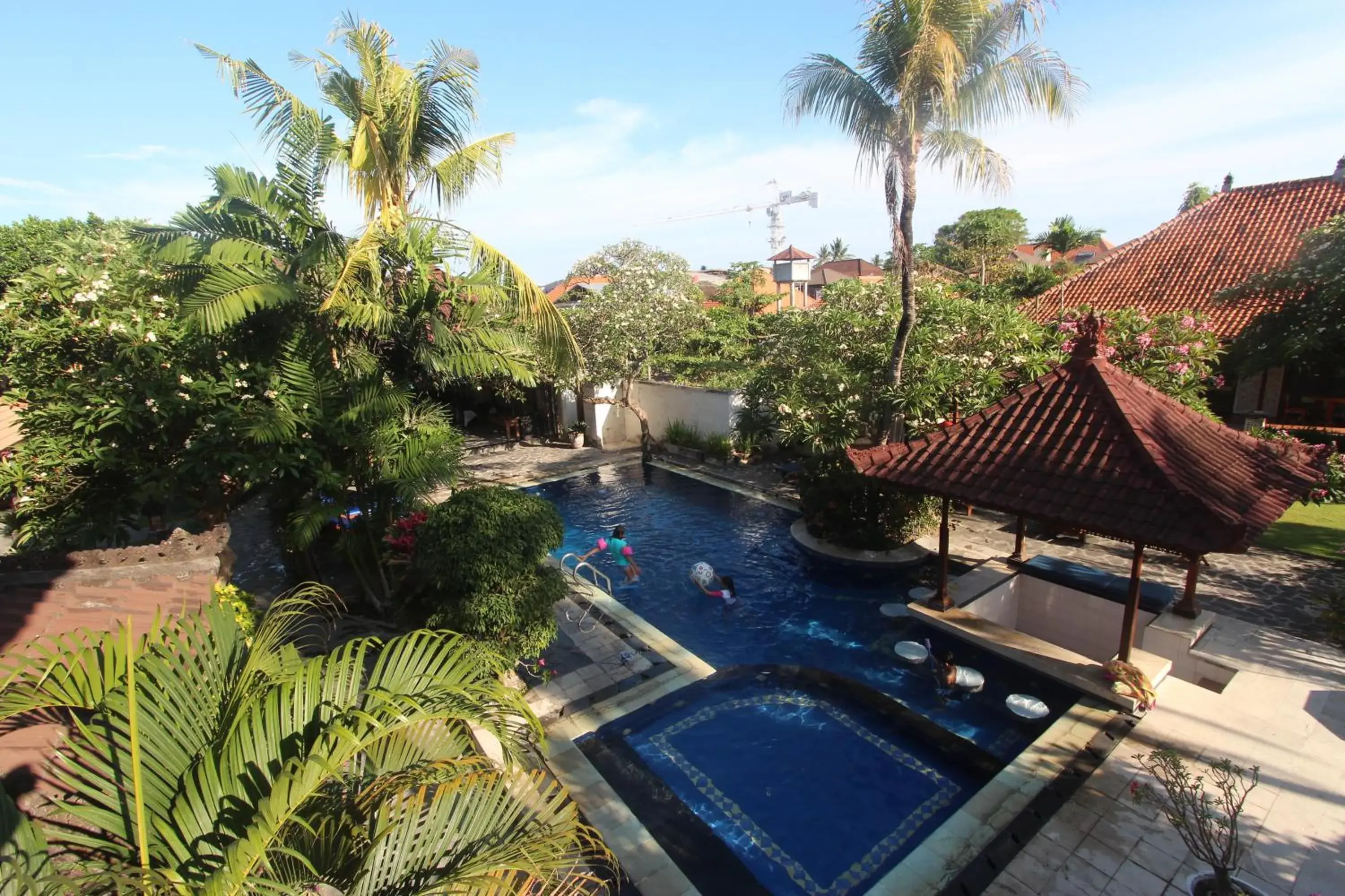 Swimming pool in Taman Agung Hotel