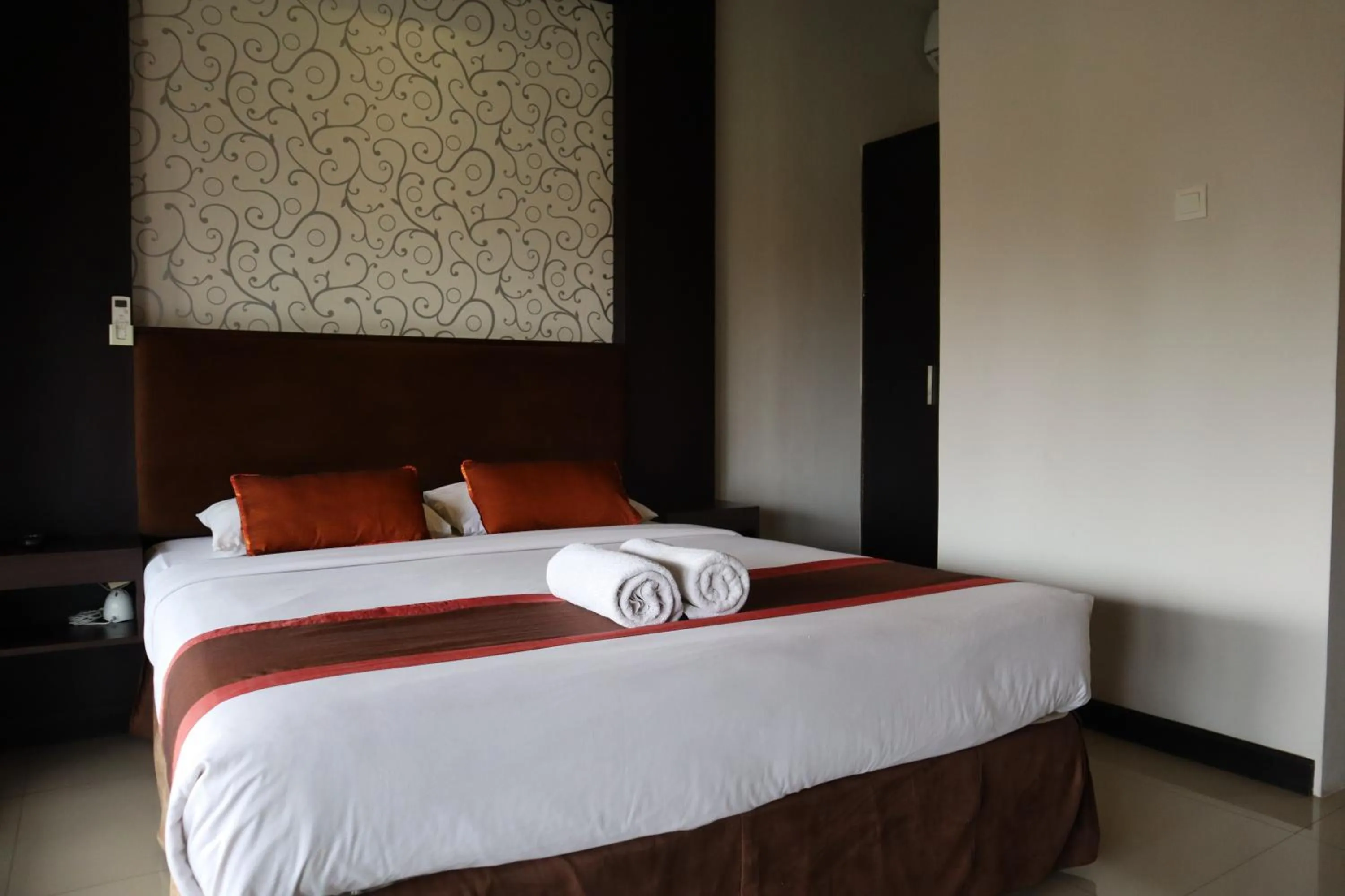 Bed in Taman Agung Hotel