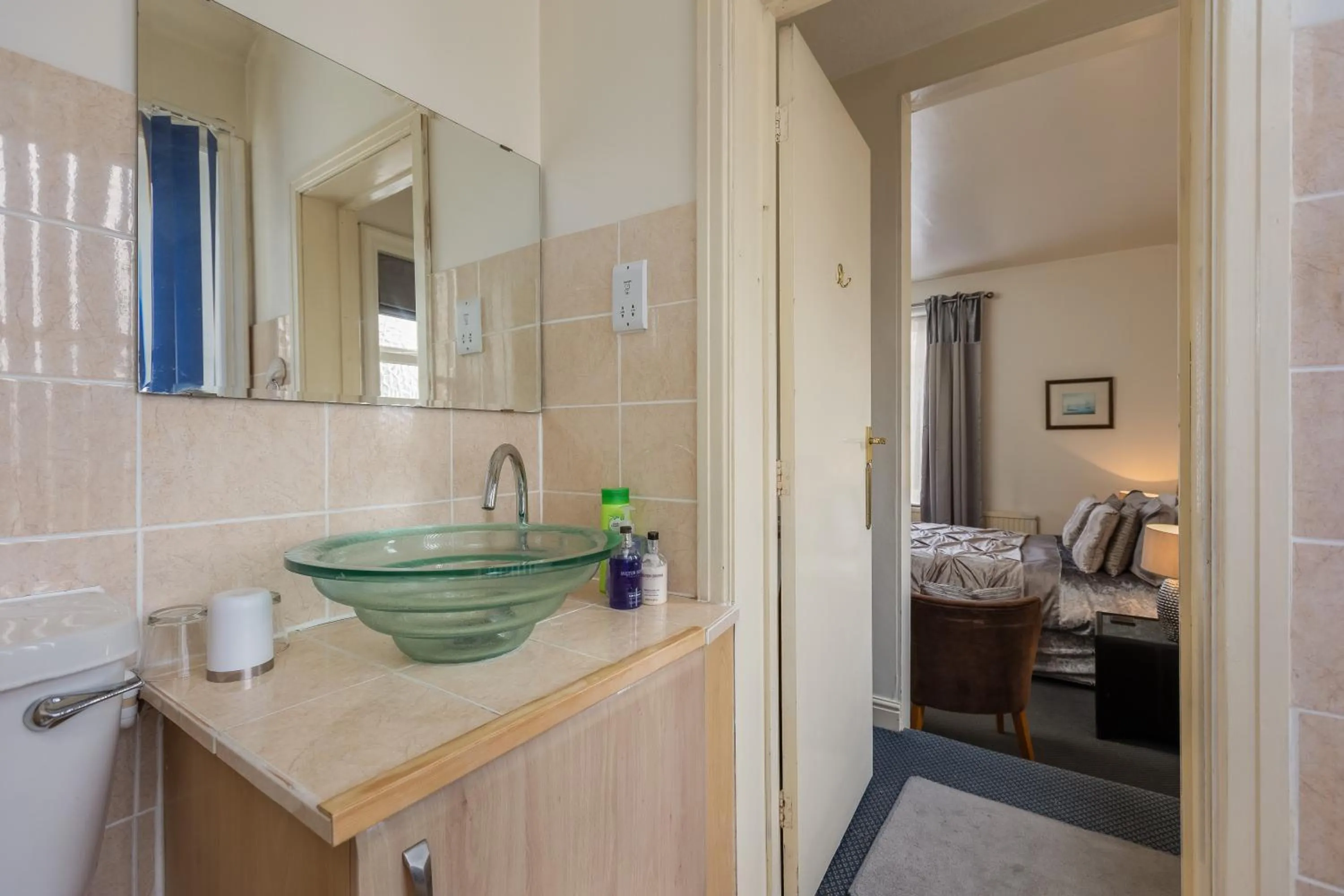 Bathroom in Crossways