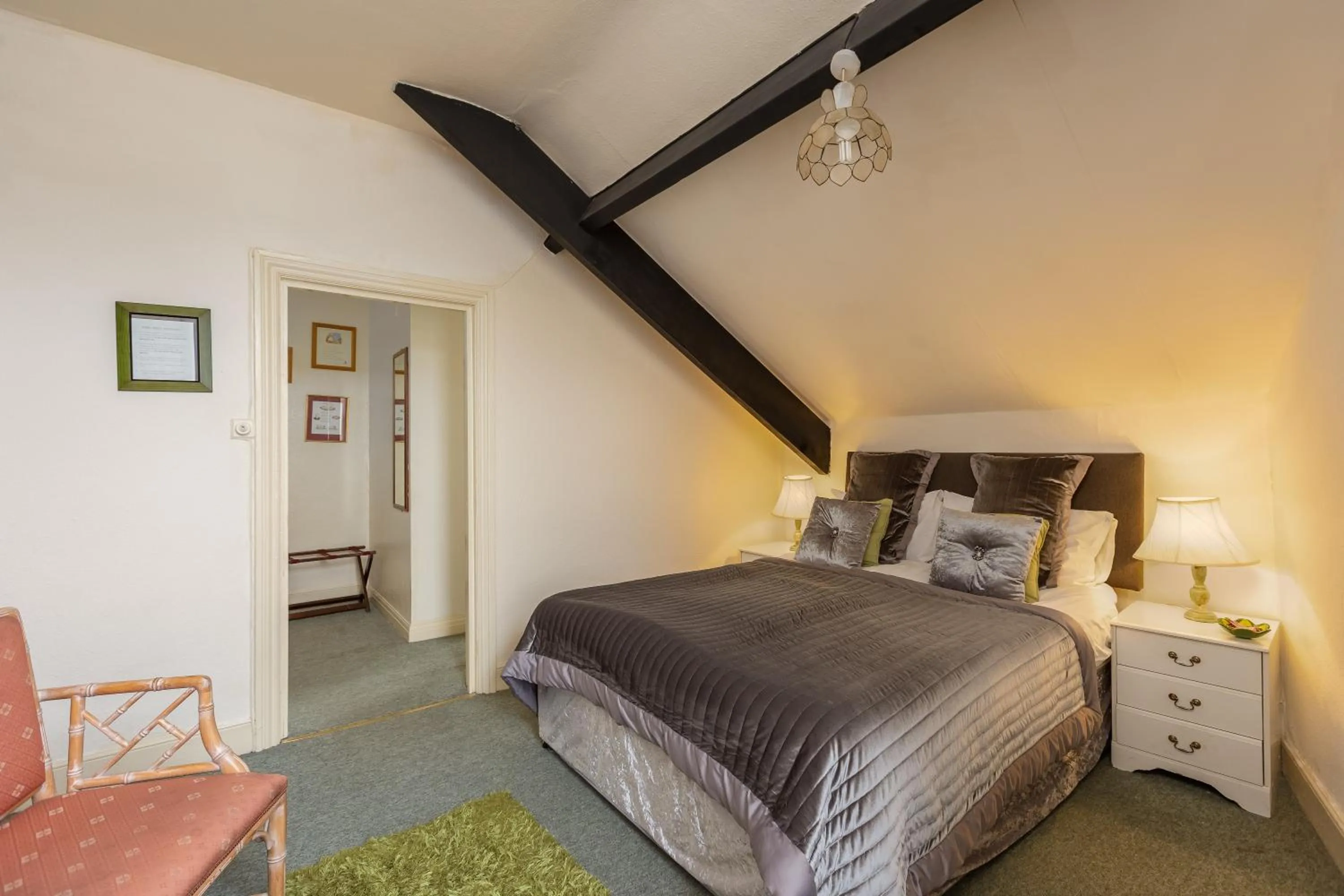 Bedroom, Bed in Crossways