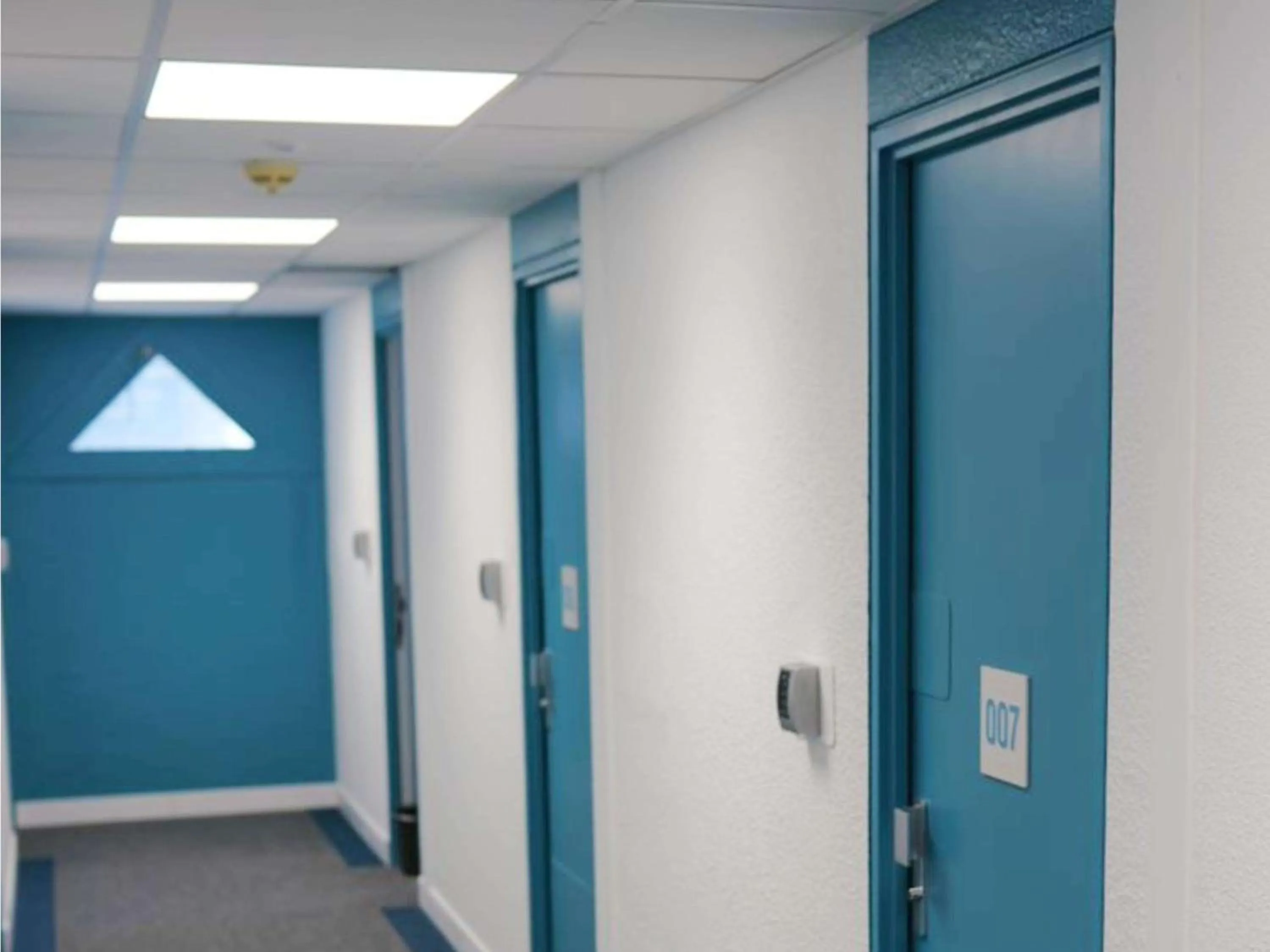 Bedroom in Kyriad Direct Narbonne Sud