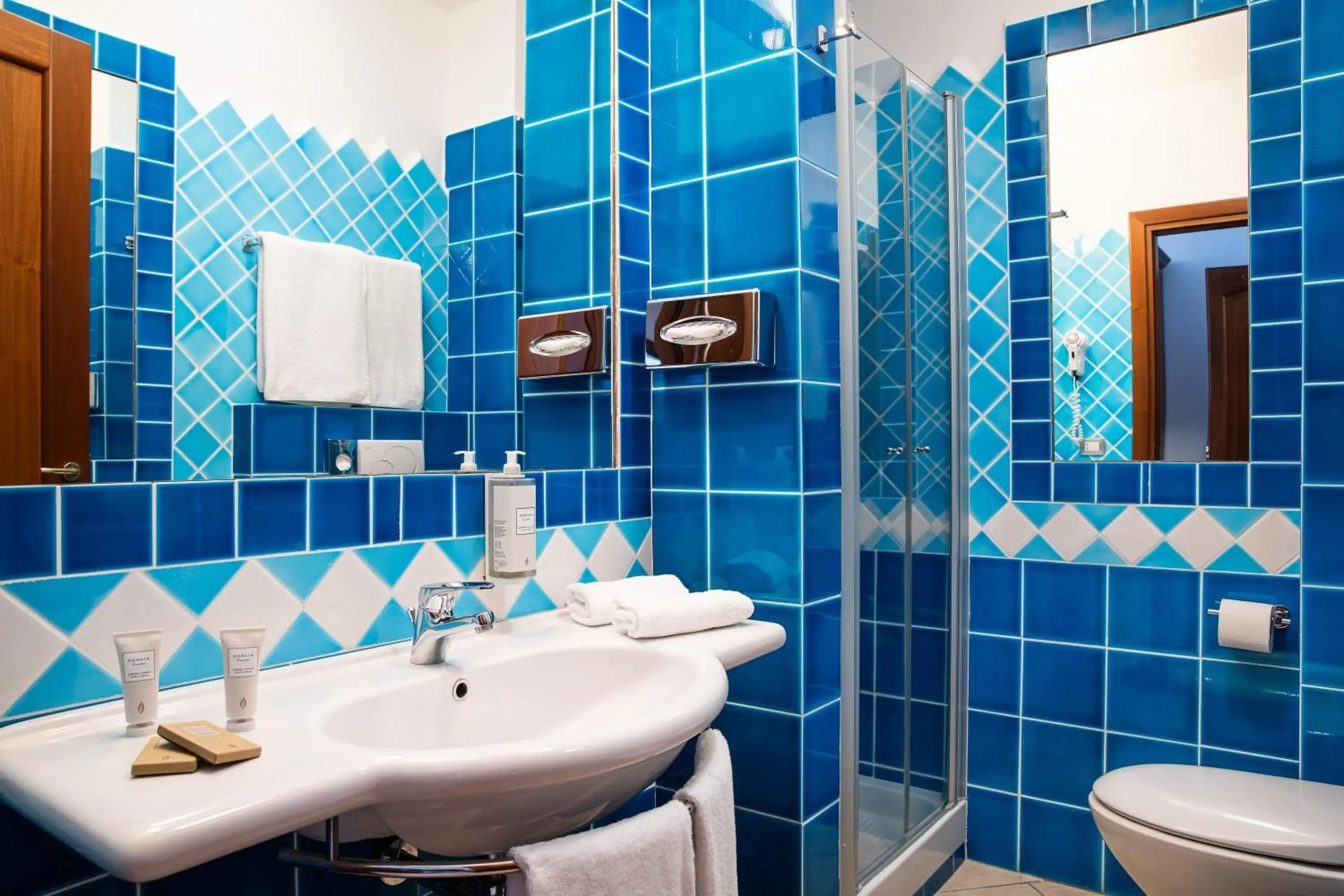 Bathroom in Best Western Hotel Blumarea Bathroom in Best Western Hotel Blumarea