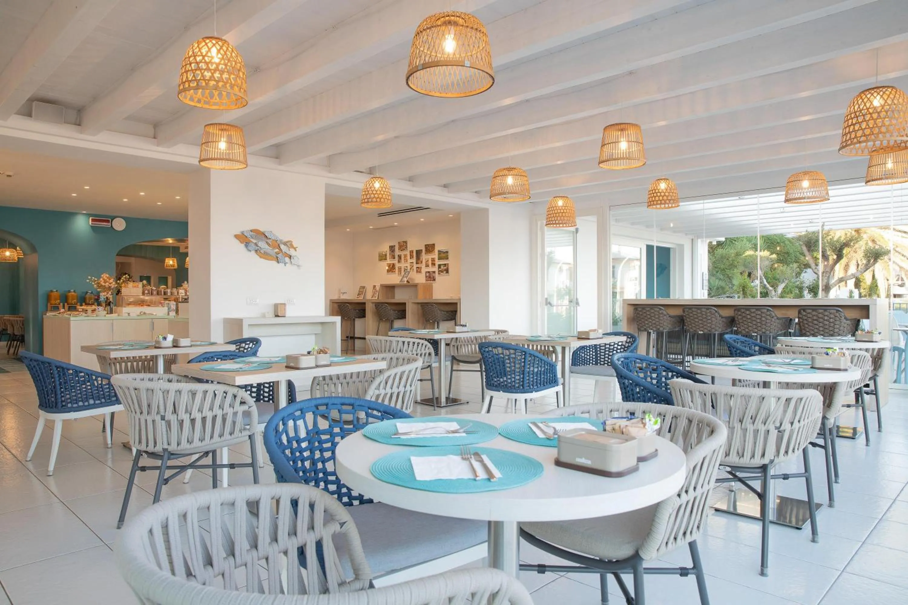 Breakfast in Best Western Hotel Blumarea