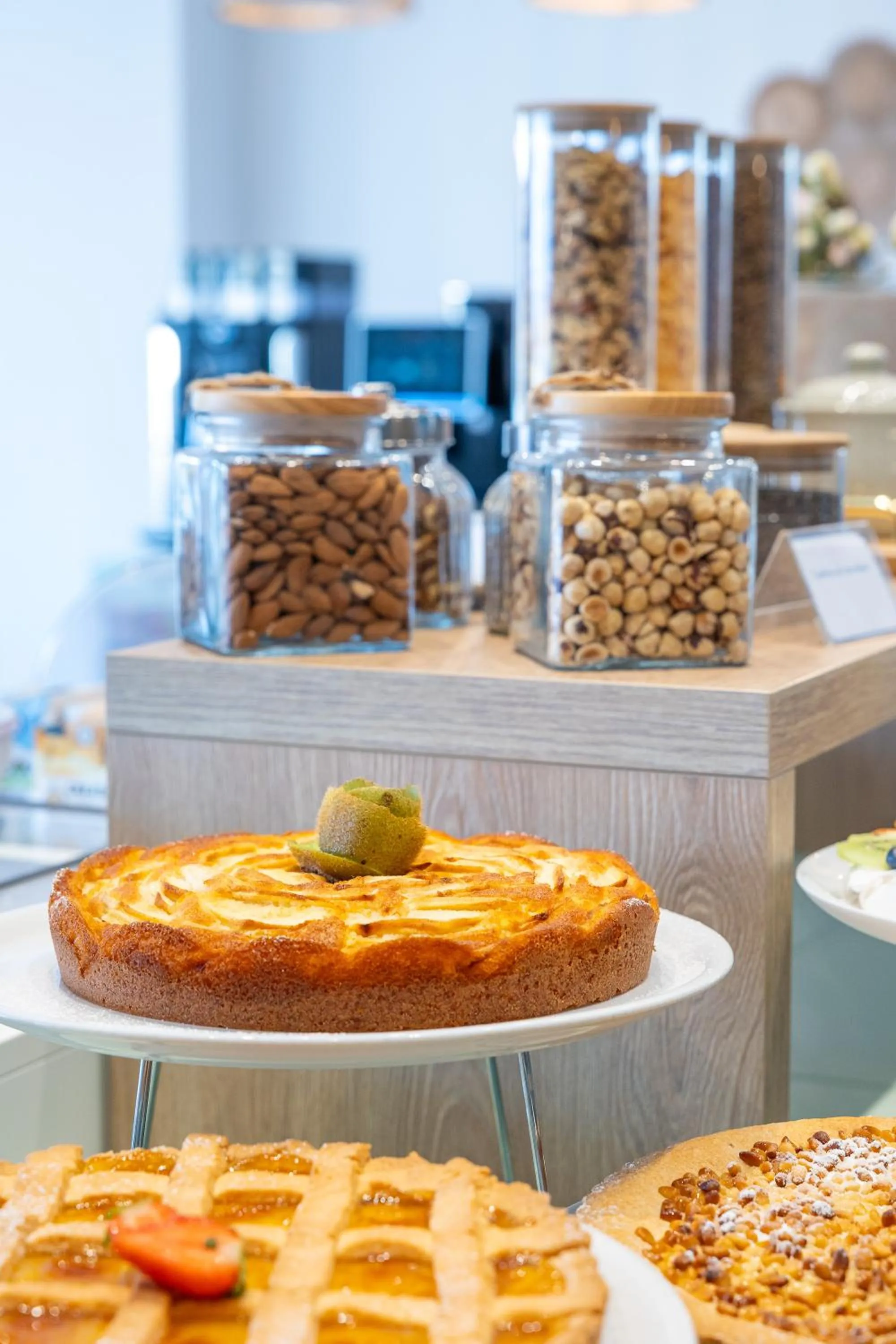 Food and drinks in Best Western Hotel Blumarea