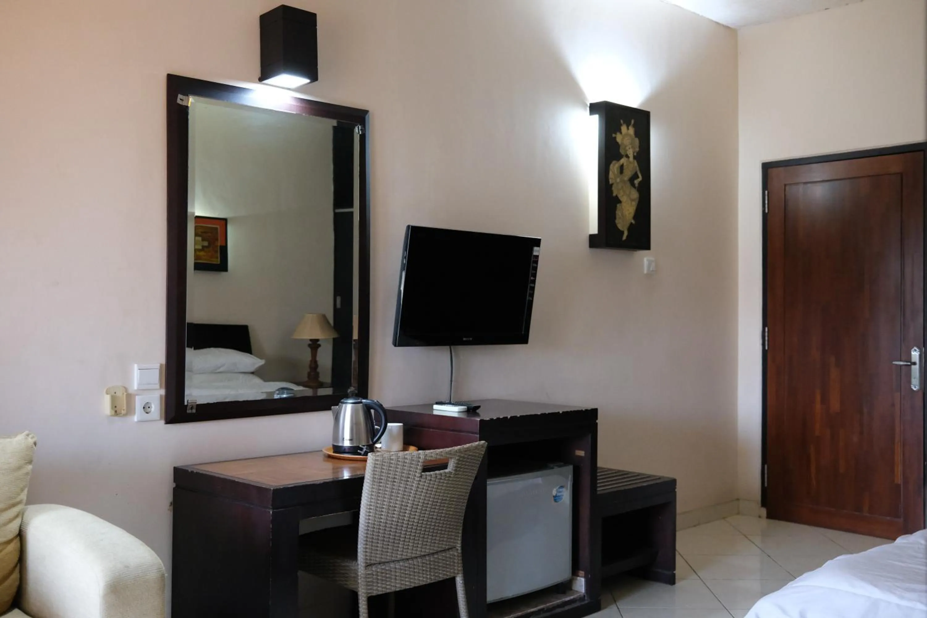 hair dresser, Bed in Fat Yogi Cottages