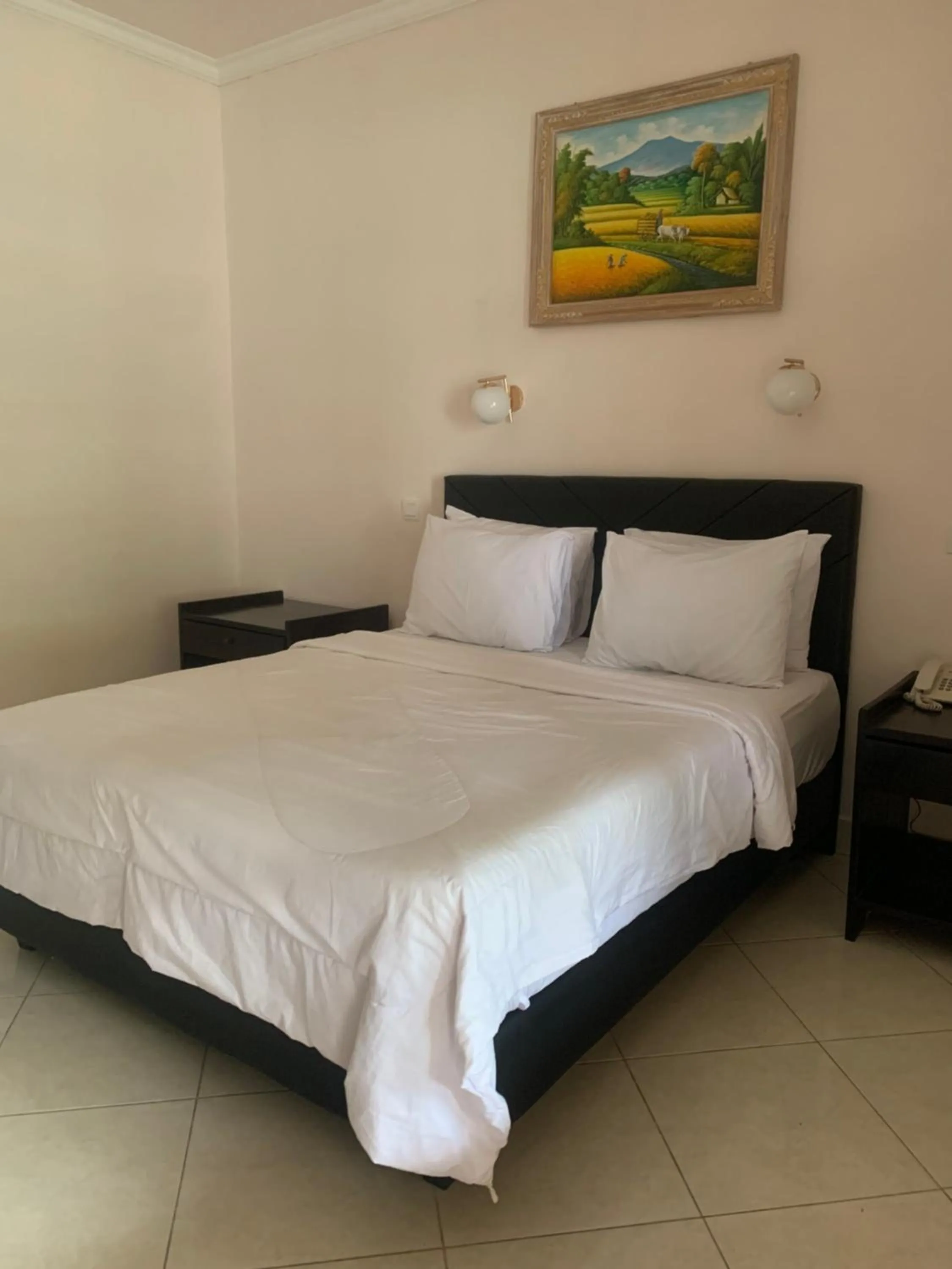 Bedroom, Bed in Fat Yogi Cottages