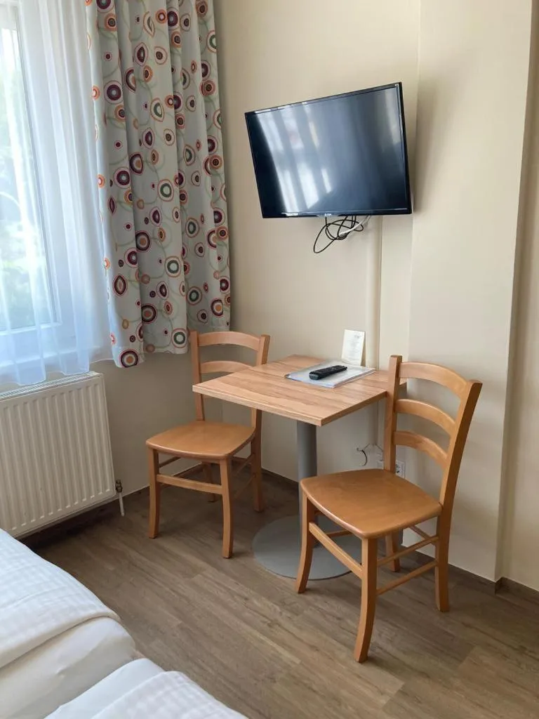 TV and multimedia, Bed in Kolpingsfamilie Poysdorf