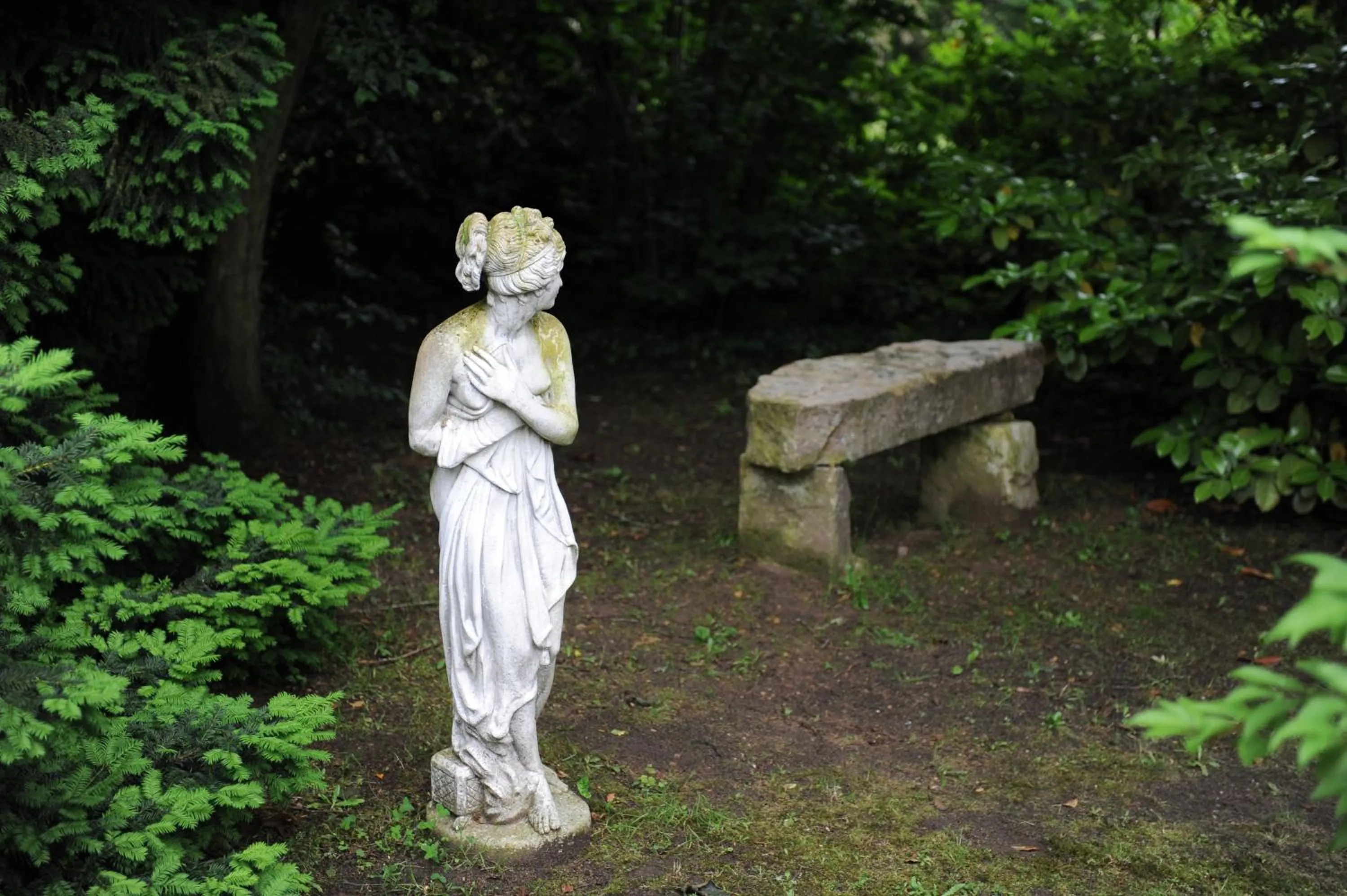Garden view in Manoir des Turets