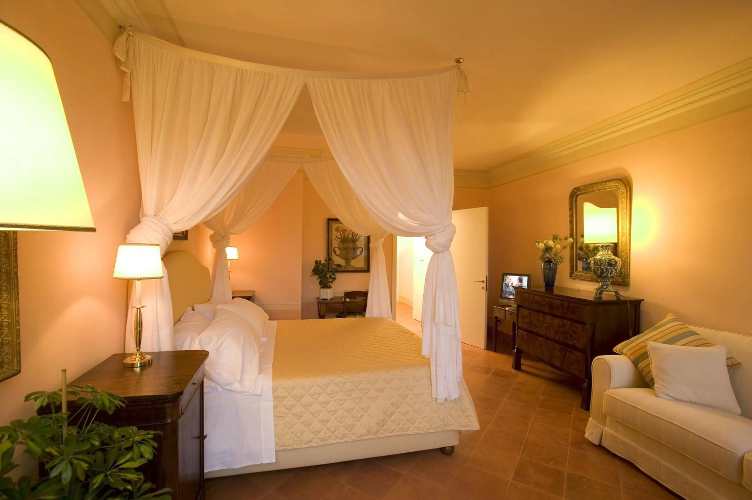 Photo of the whole room, Bed in Residenza d'Epoca Campo Regio Relais